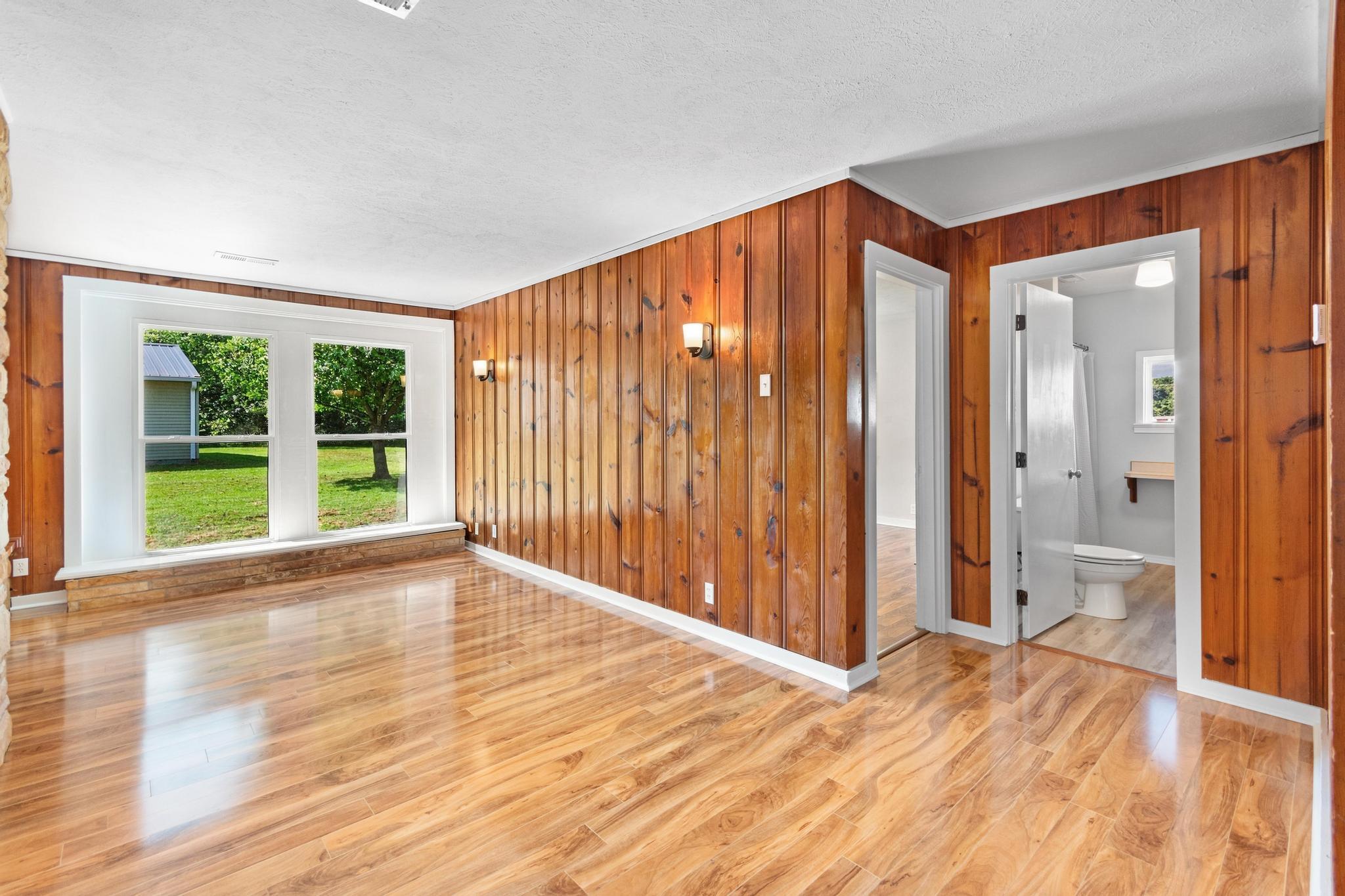 1564 U.s. 60 Property Photo 15
