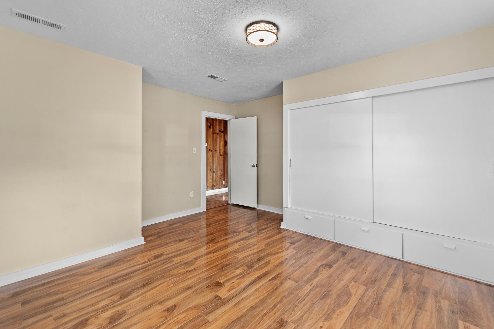 1564 U.s. 60 Property Photo 20