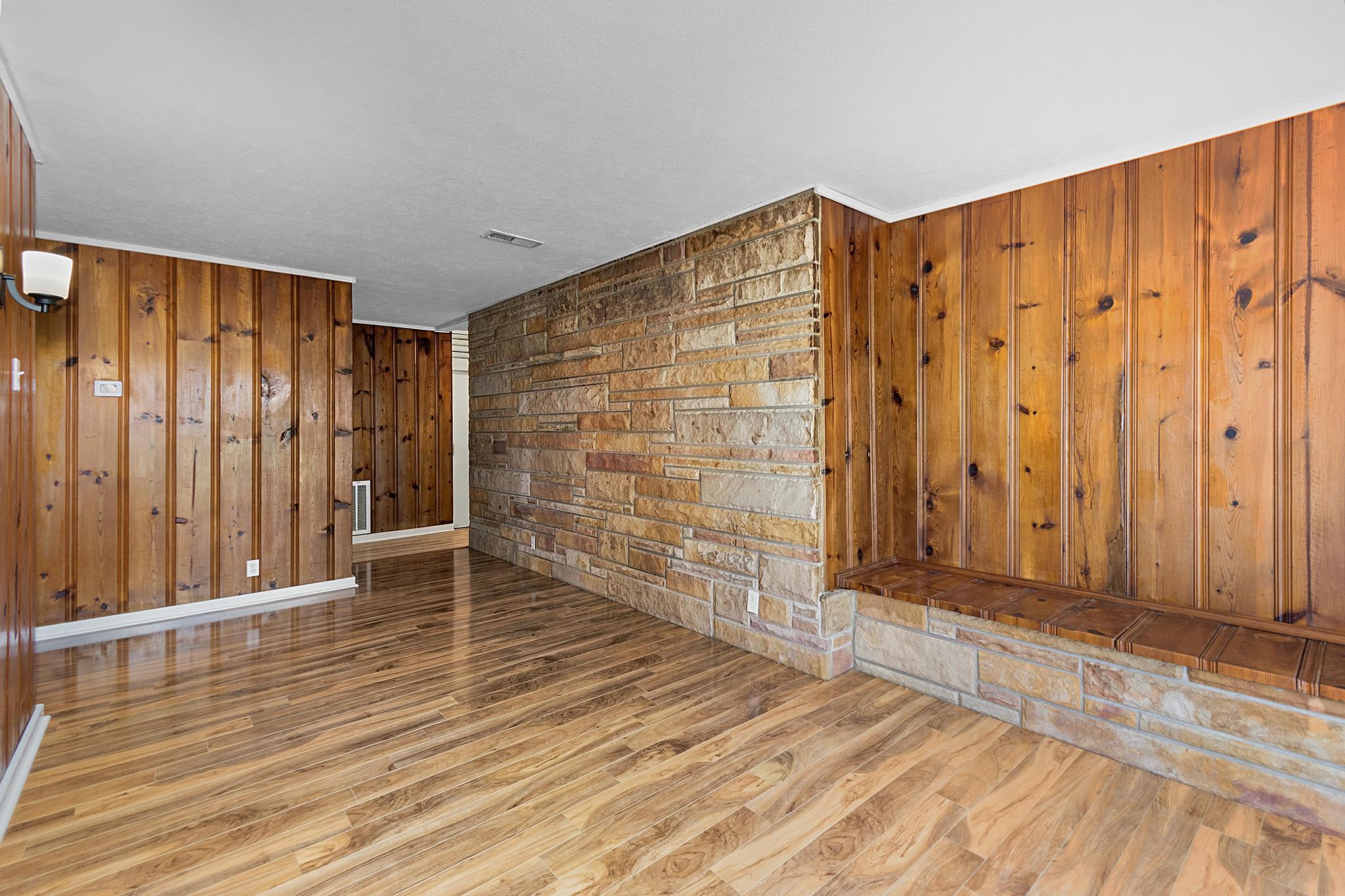1564 U.s. 60 Property Photo 34