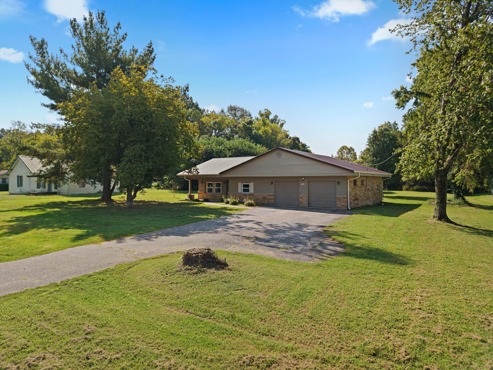 1564 U.s. 60 Property Photo 51