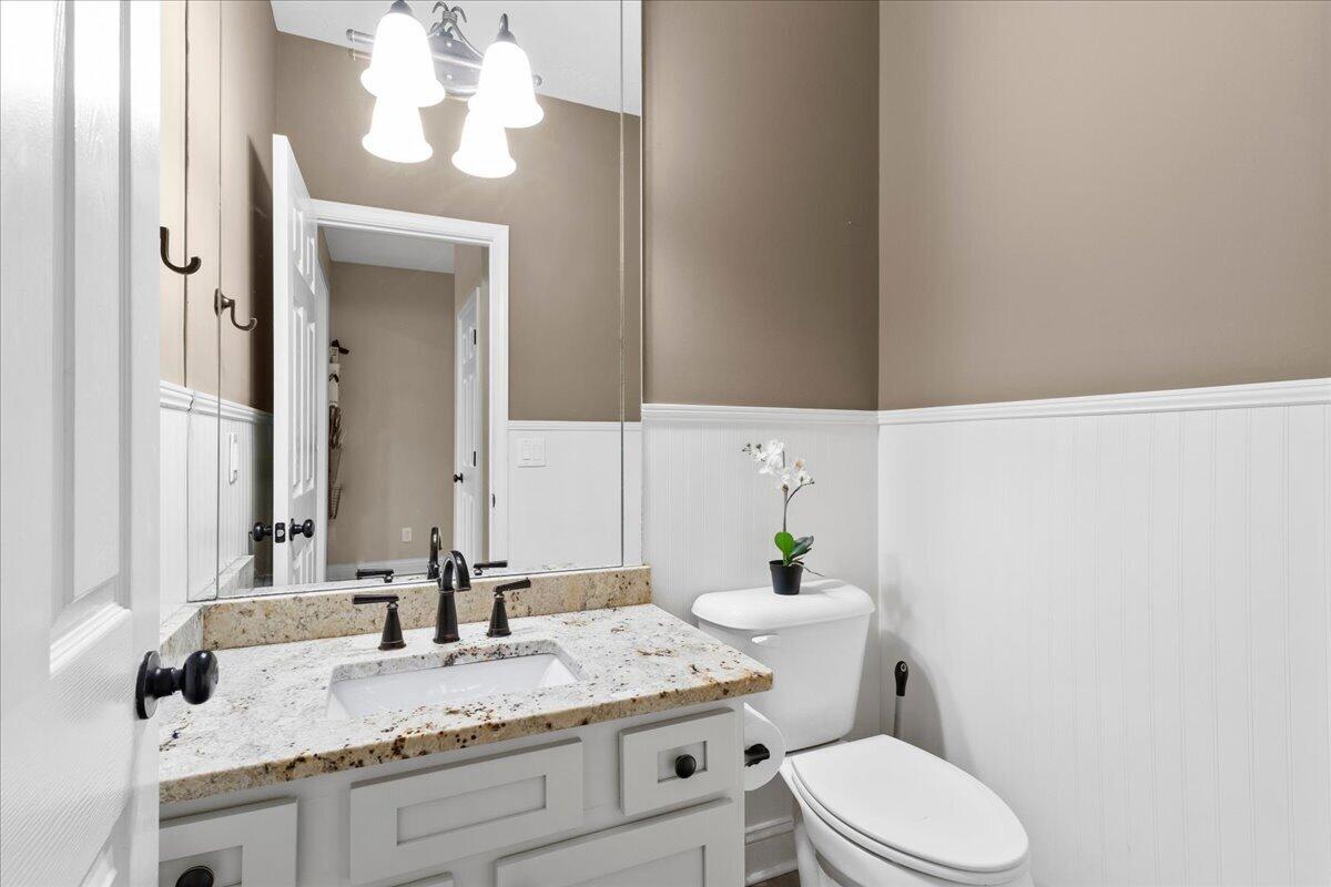 340 Meadowcrest Park Property Photo 16
