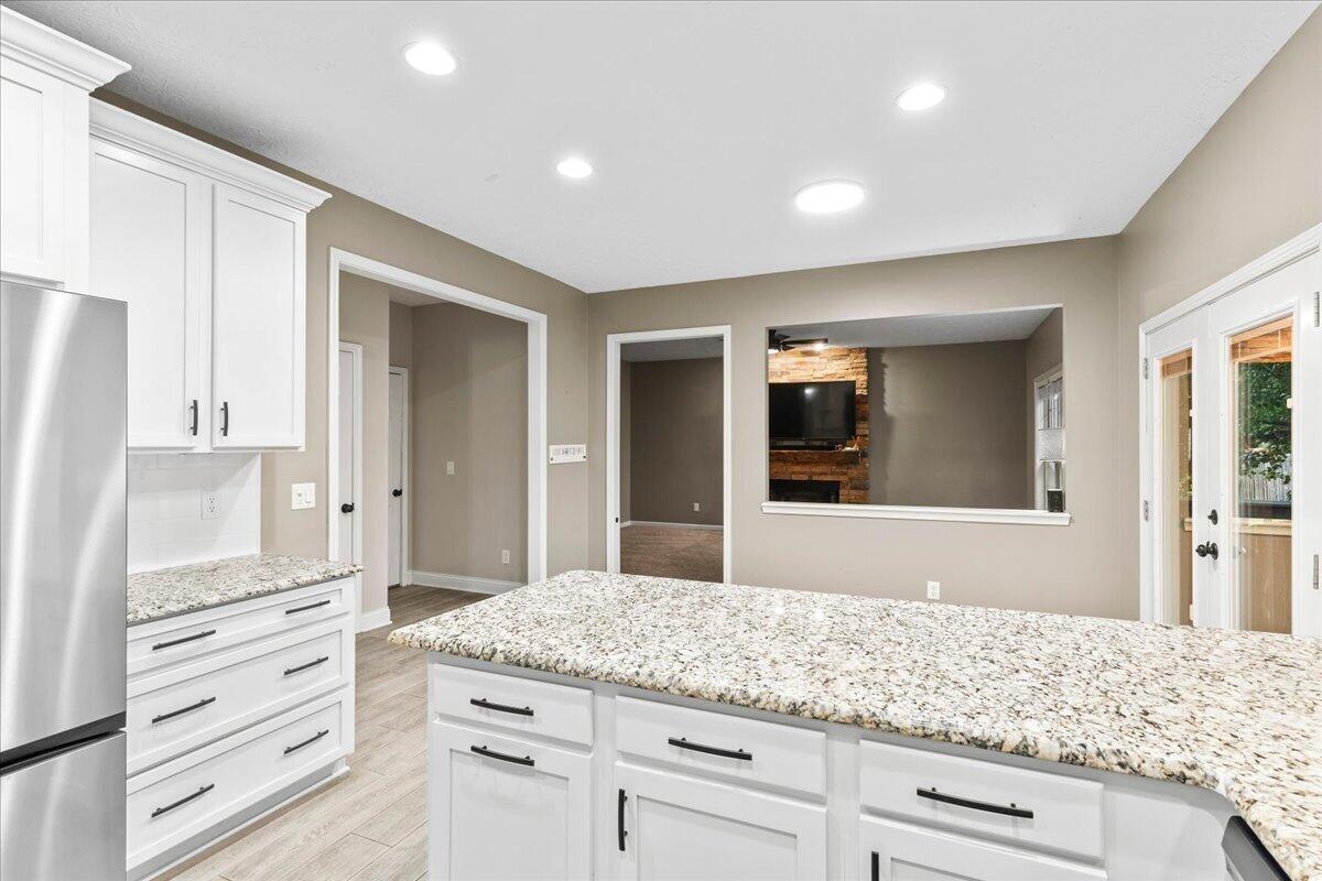 340 Meadowcrest Park Property Photo 17