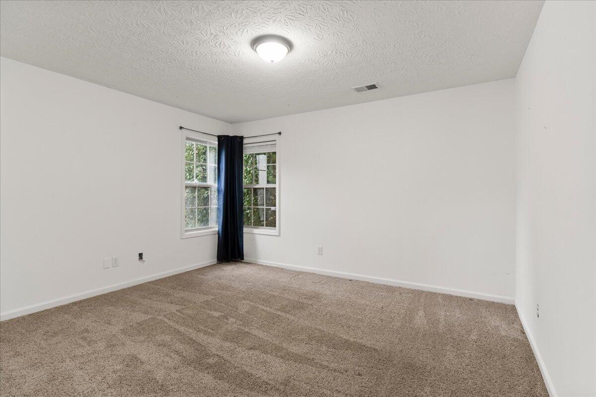 340 Meadowcrest Park Property Photo 29