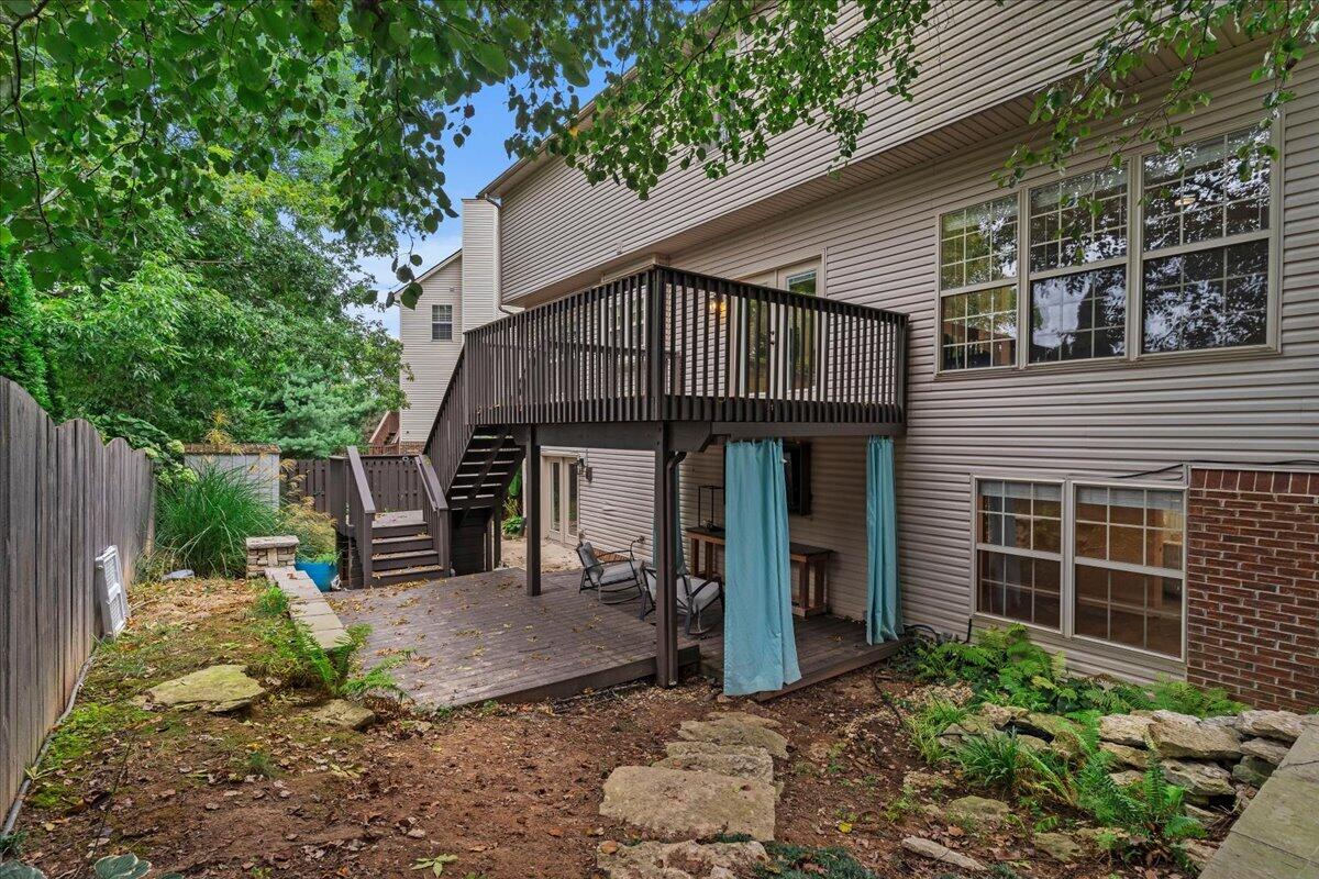 340 Meadowcrest Park Property Photo 54
