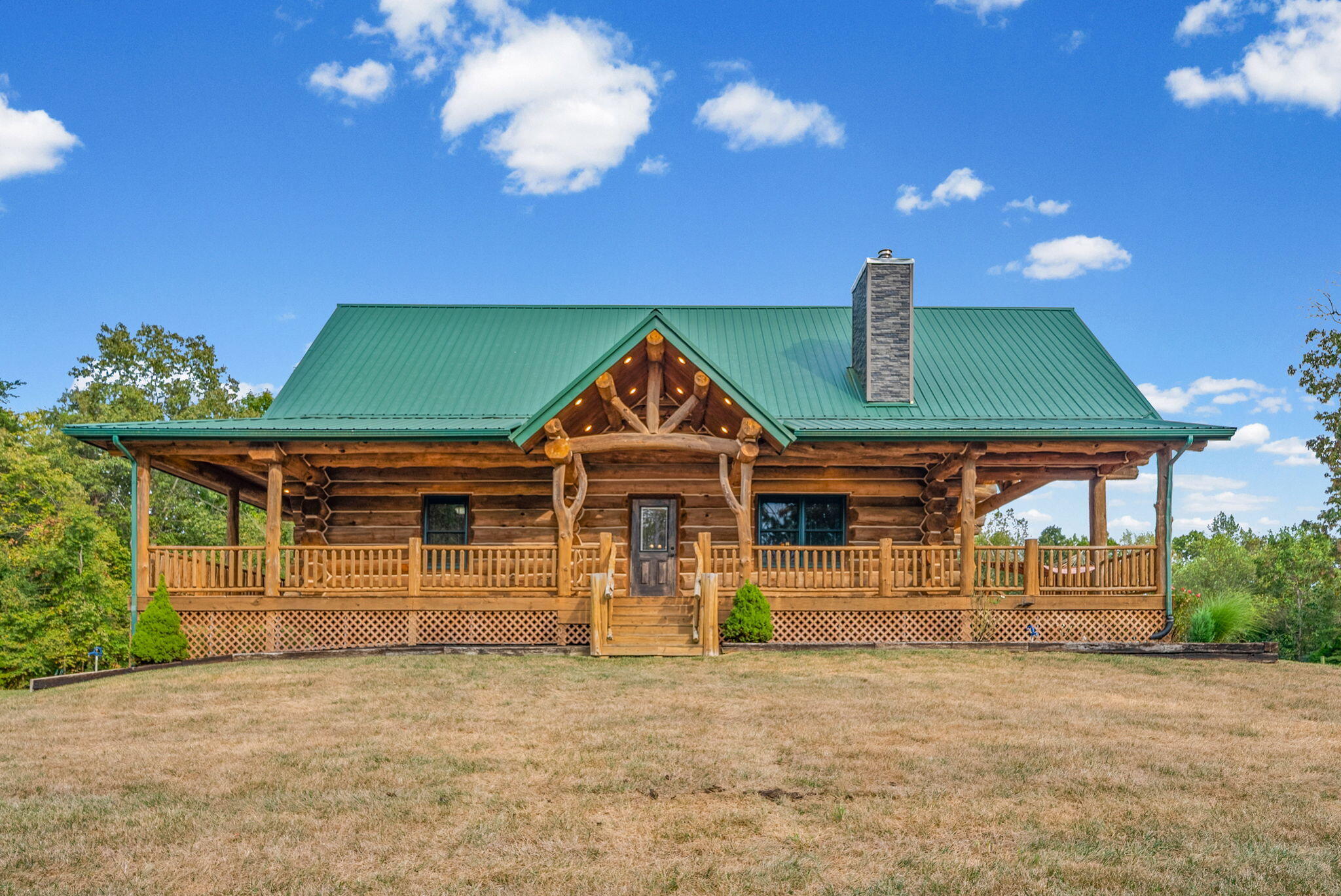 1168 Empire Road Property Photo 4