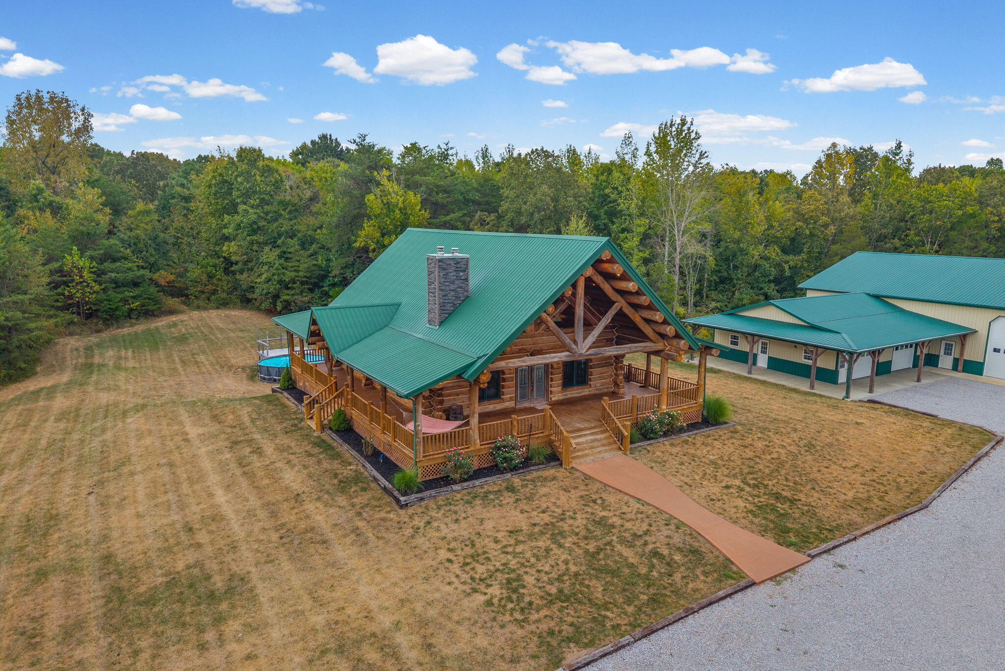 1168 Empire Road Property Photo 6