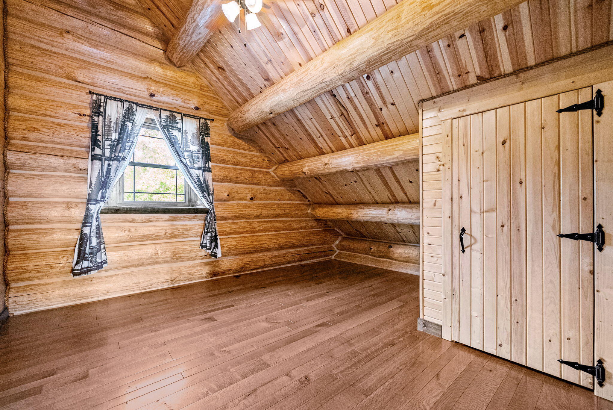 1168 Empire Road Property Photo 43