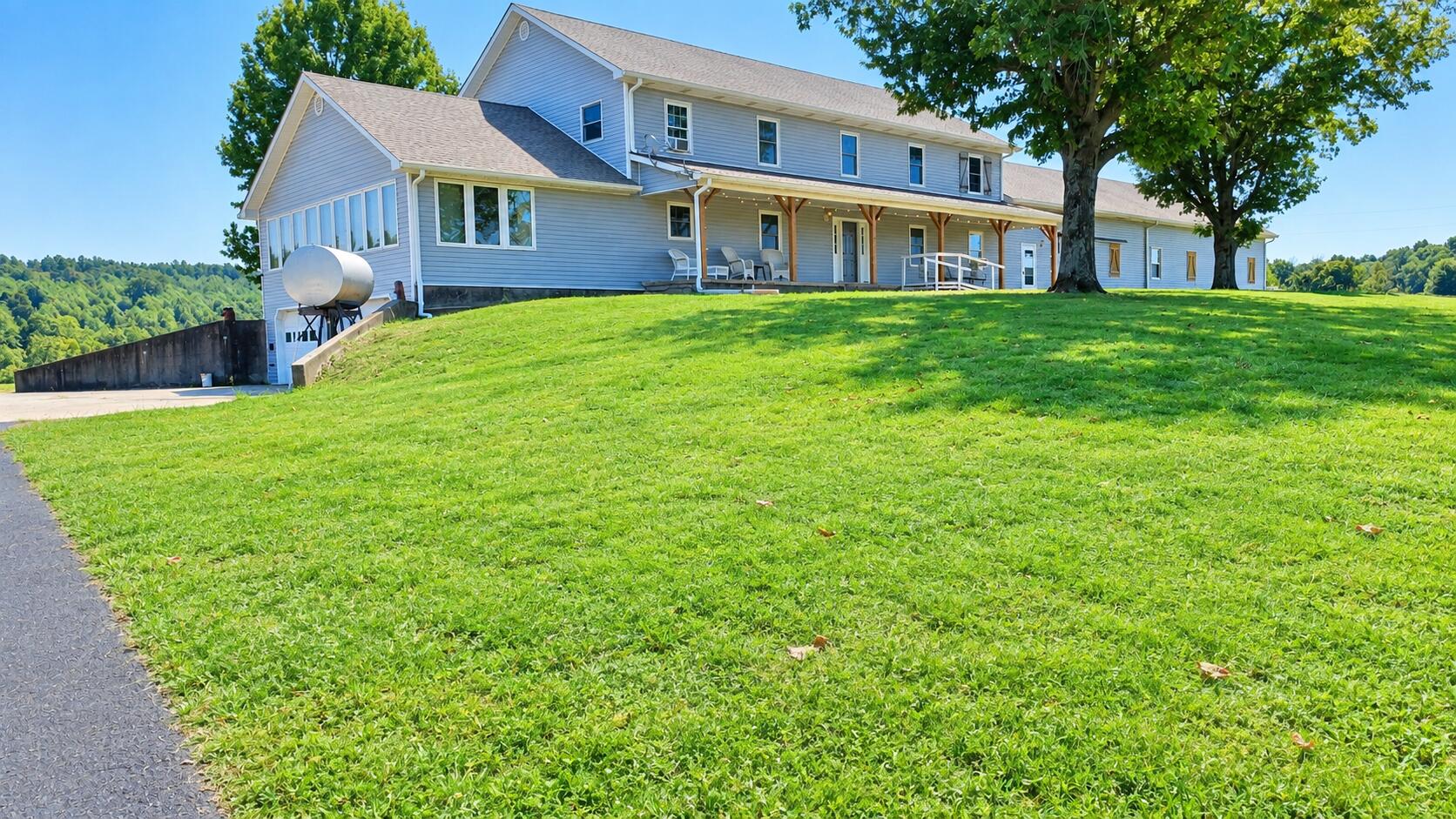 1869 U.s. 60 Property Photo 1