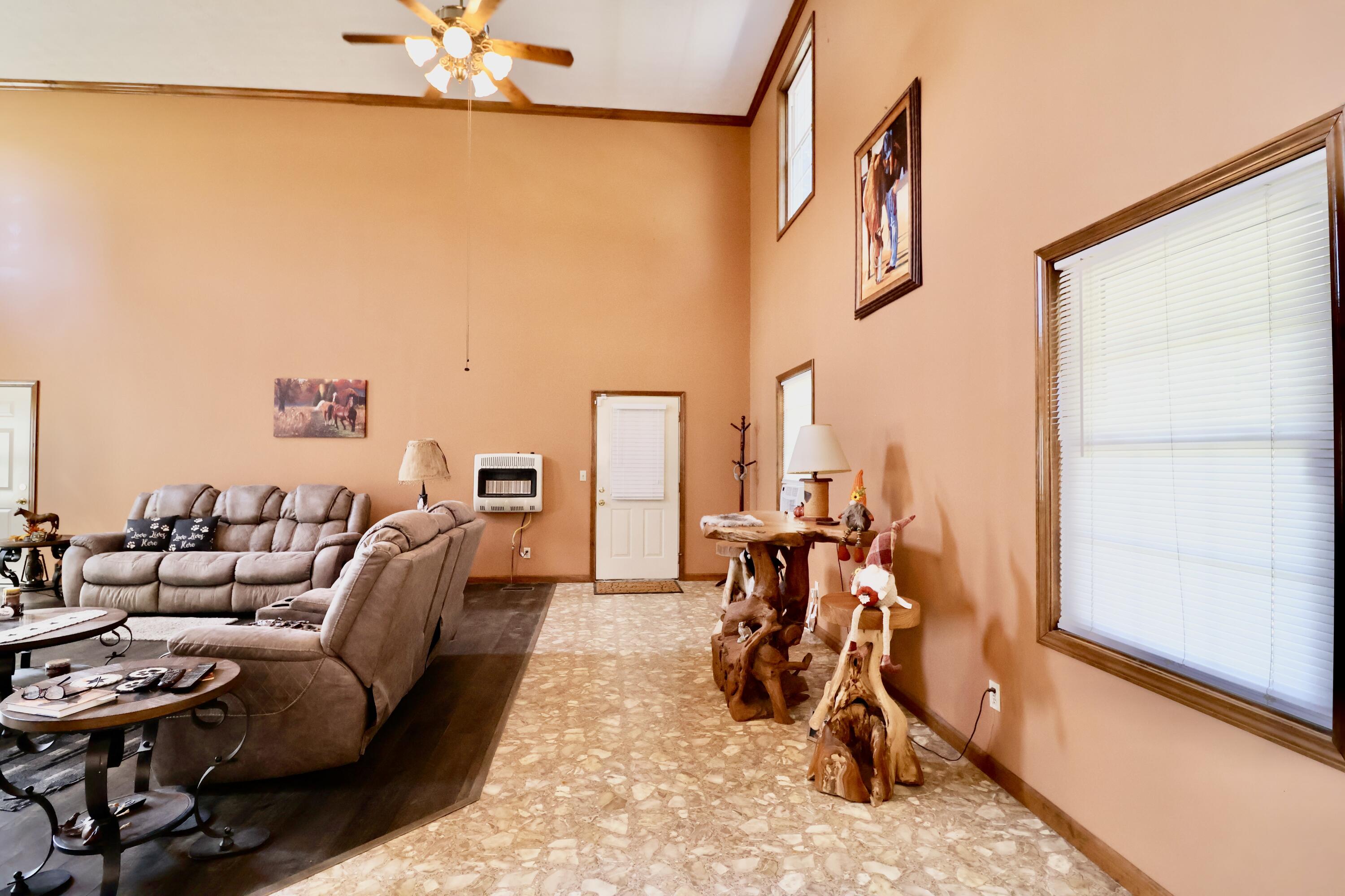 1869 U.s. 60 Property Photo 5