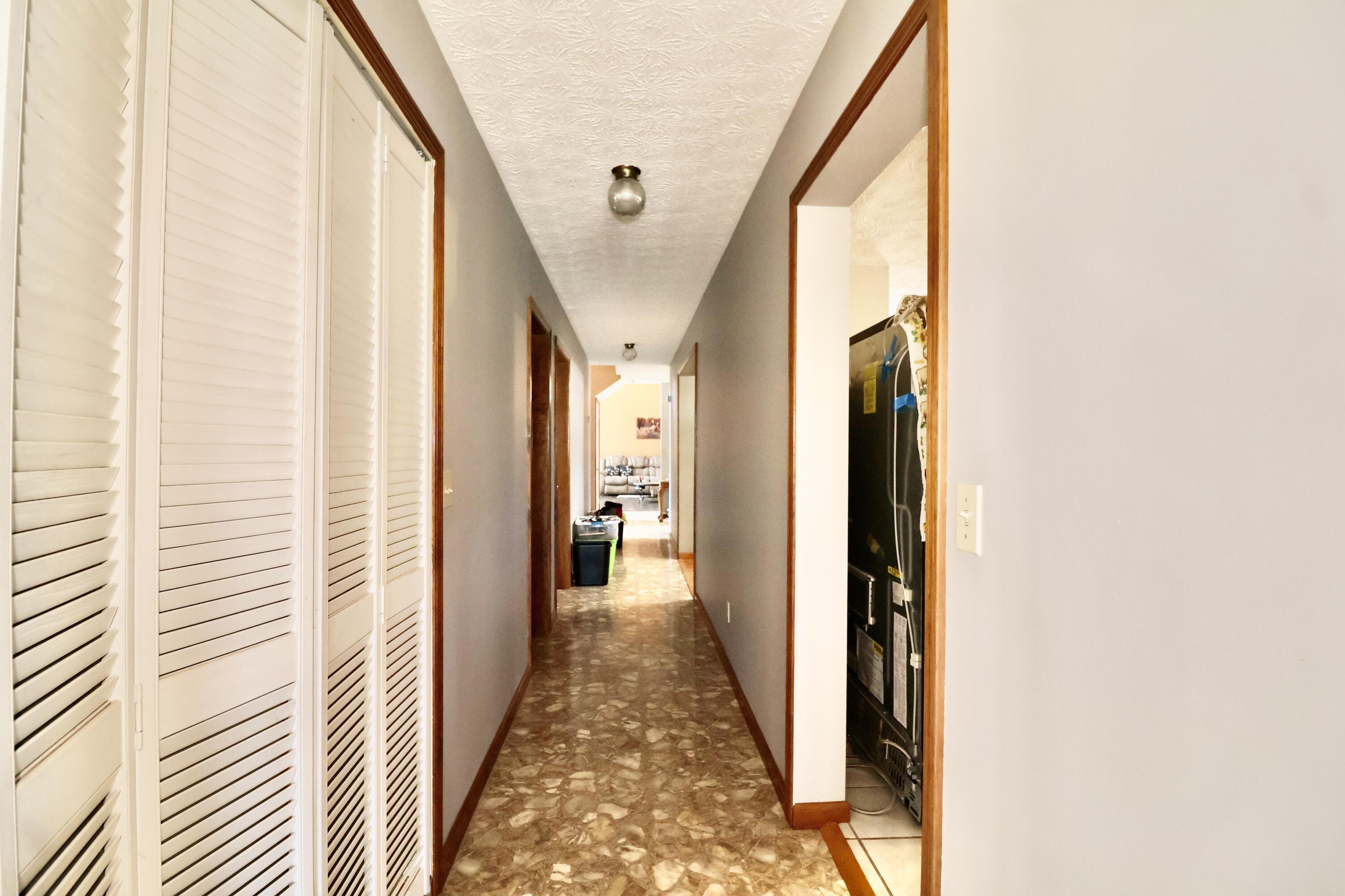1869 U.s. 60 Property Photo 22