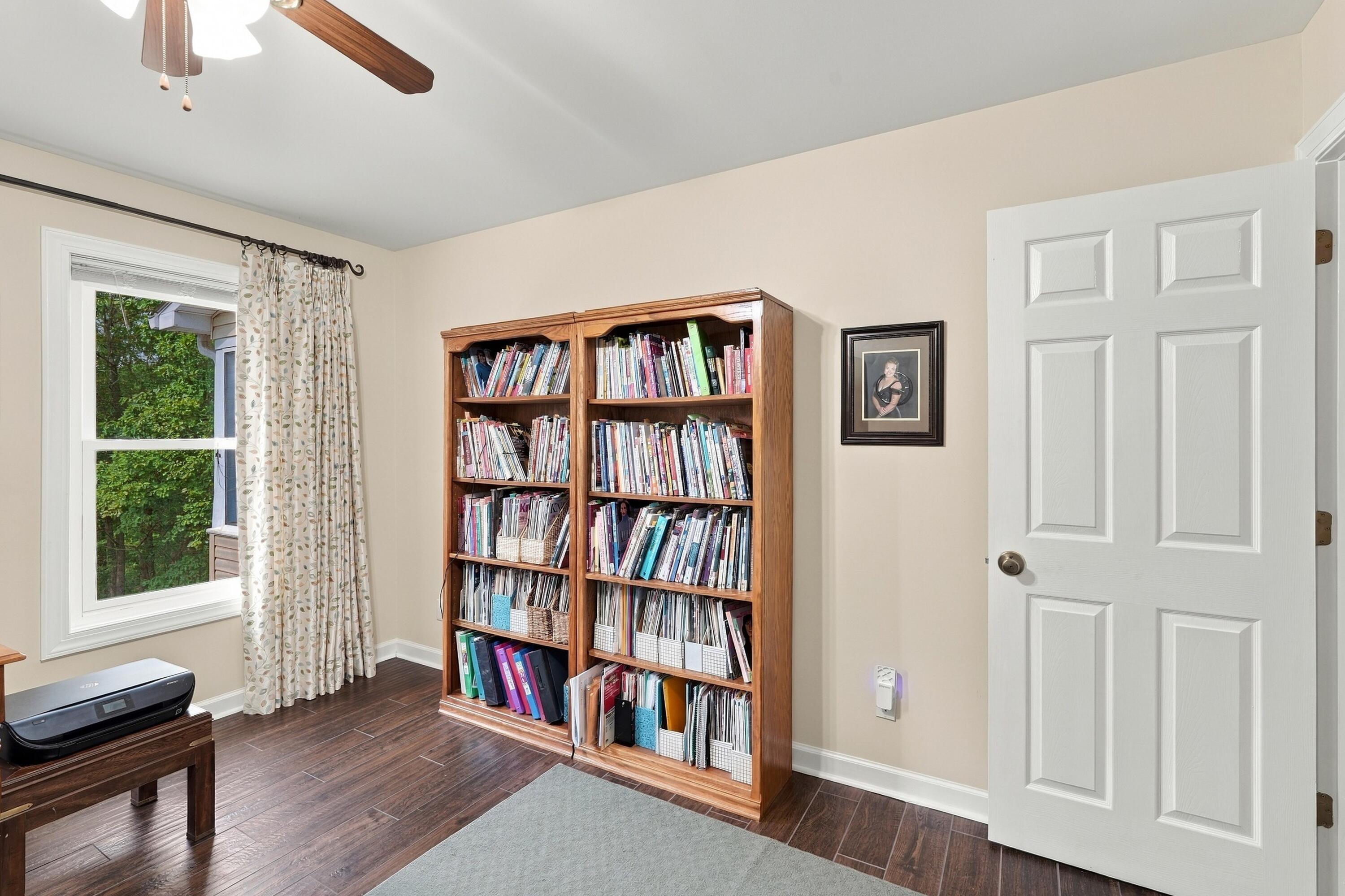 375 Weaver Lane Property Photo 32