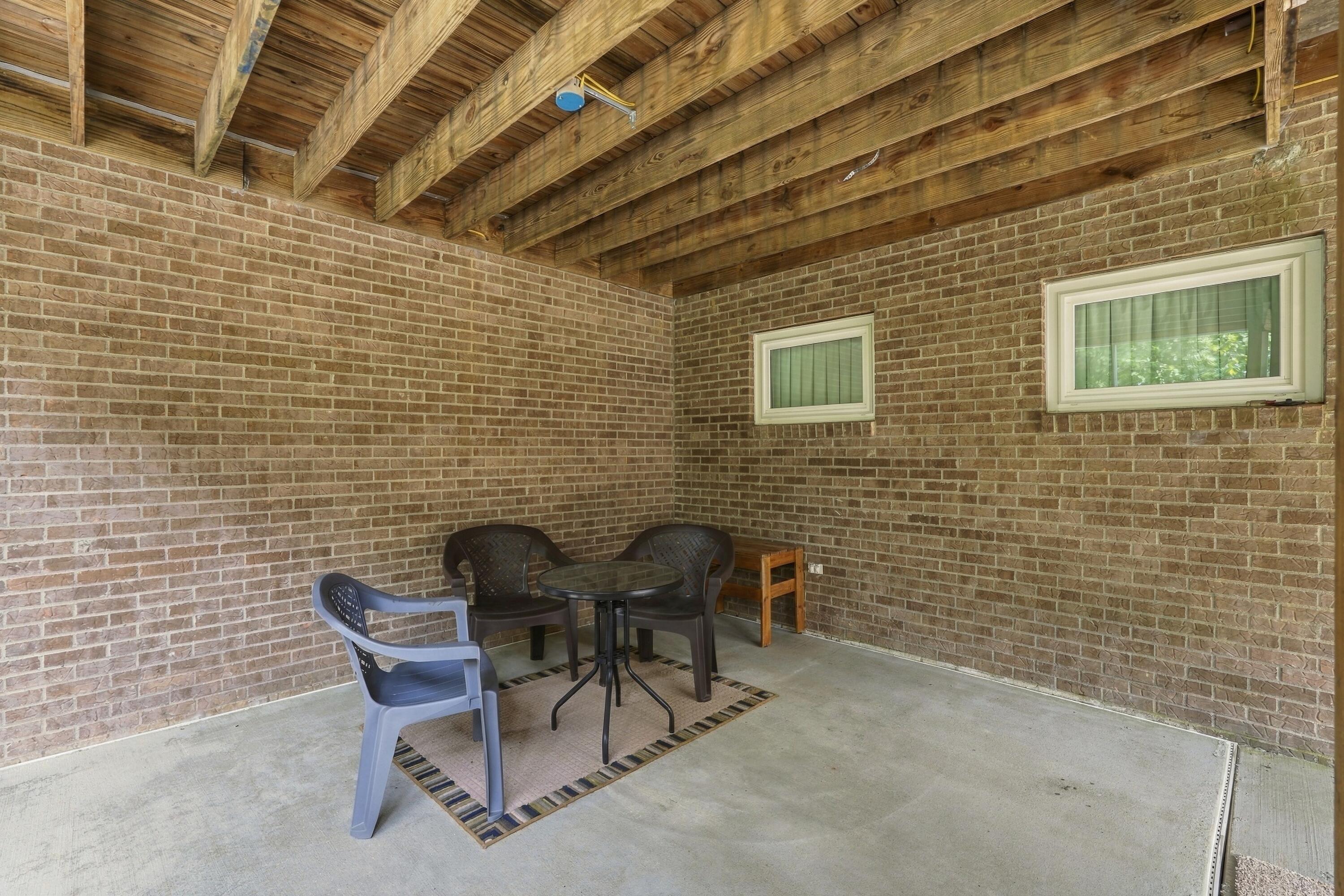 375 Weaver Lane Property Photo 79