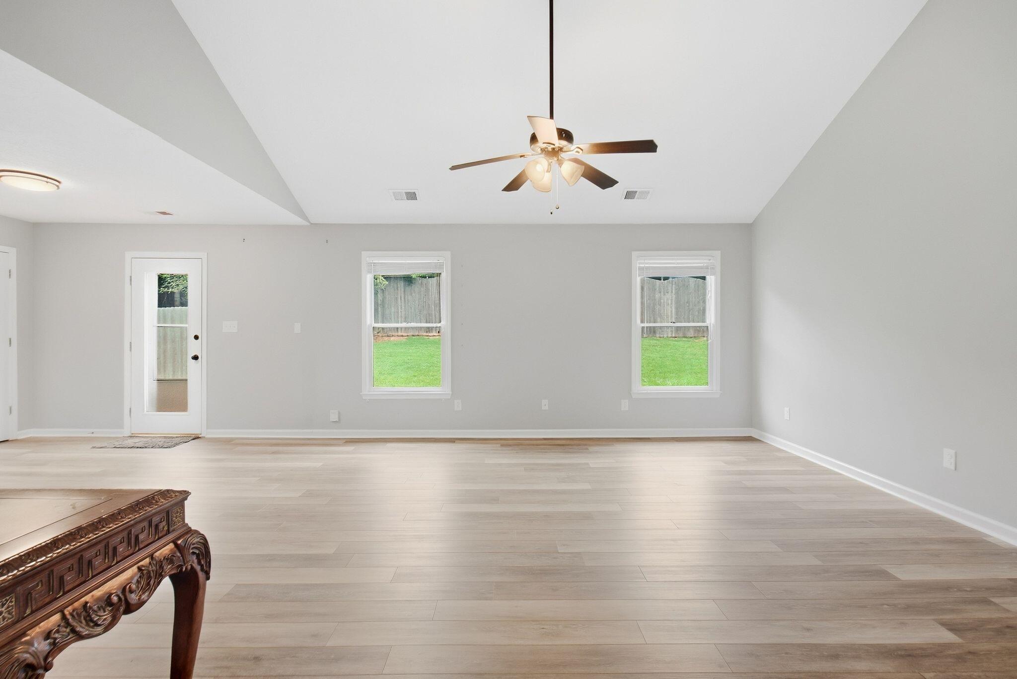 389 Whitfield Drive Property Photo 14