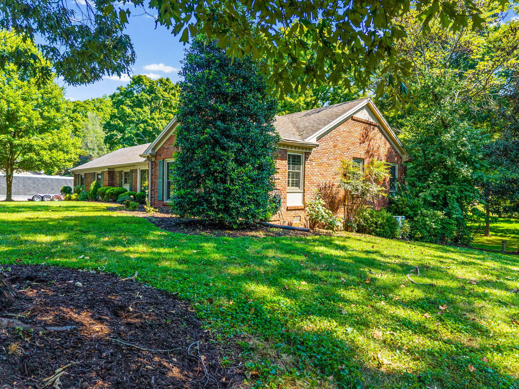 612 Deepwood Drive Property Photo 8