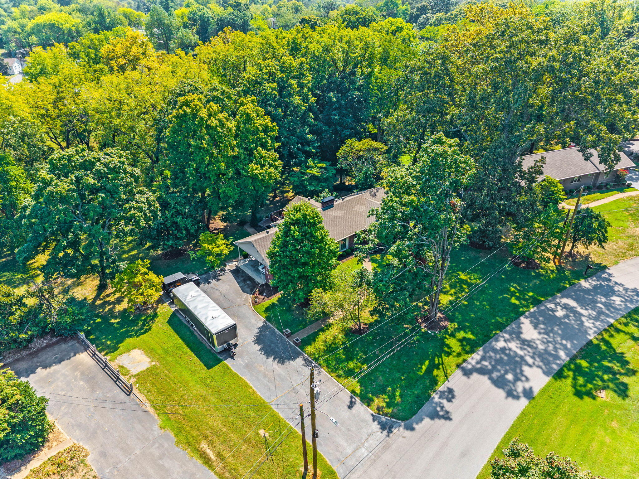 612 Deepwood Drive Property Photo 49