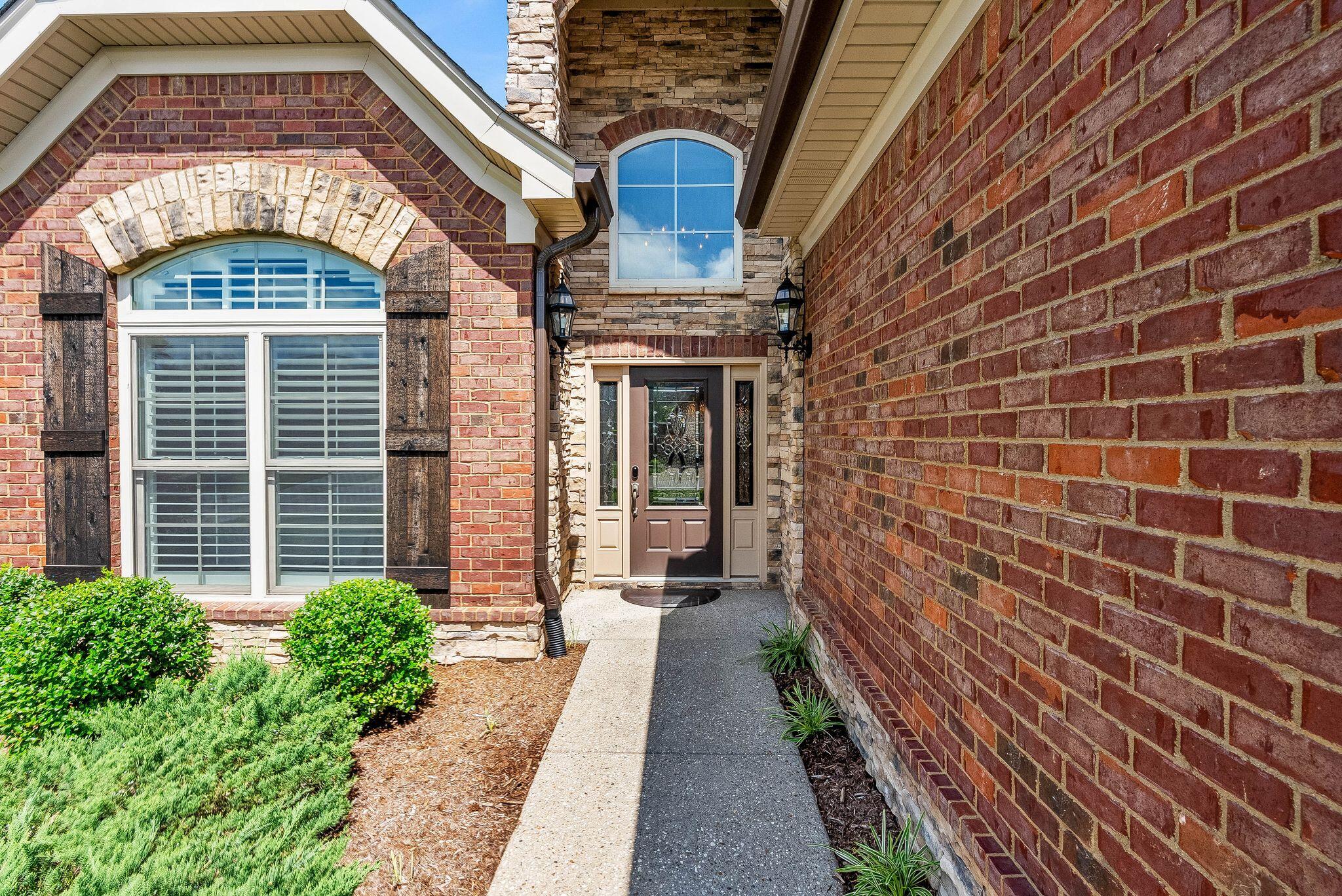 108 Pembridge Court Property Photo 4