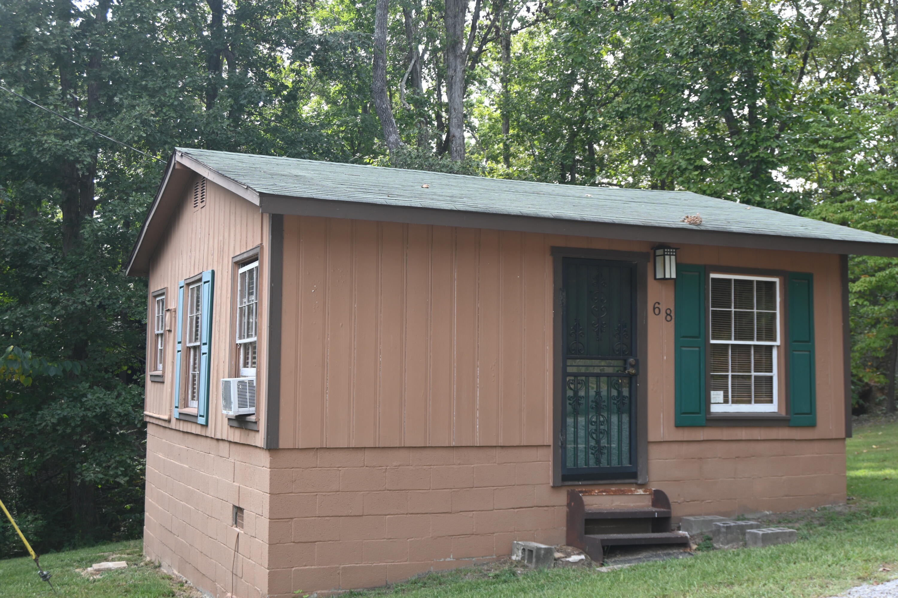 68 Spicewood Lane Property Photo 1