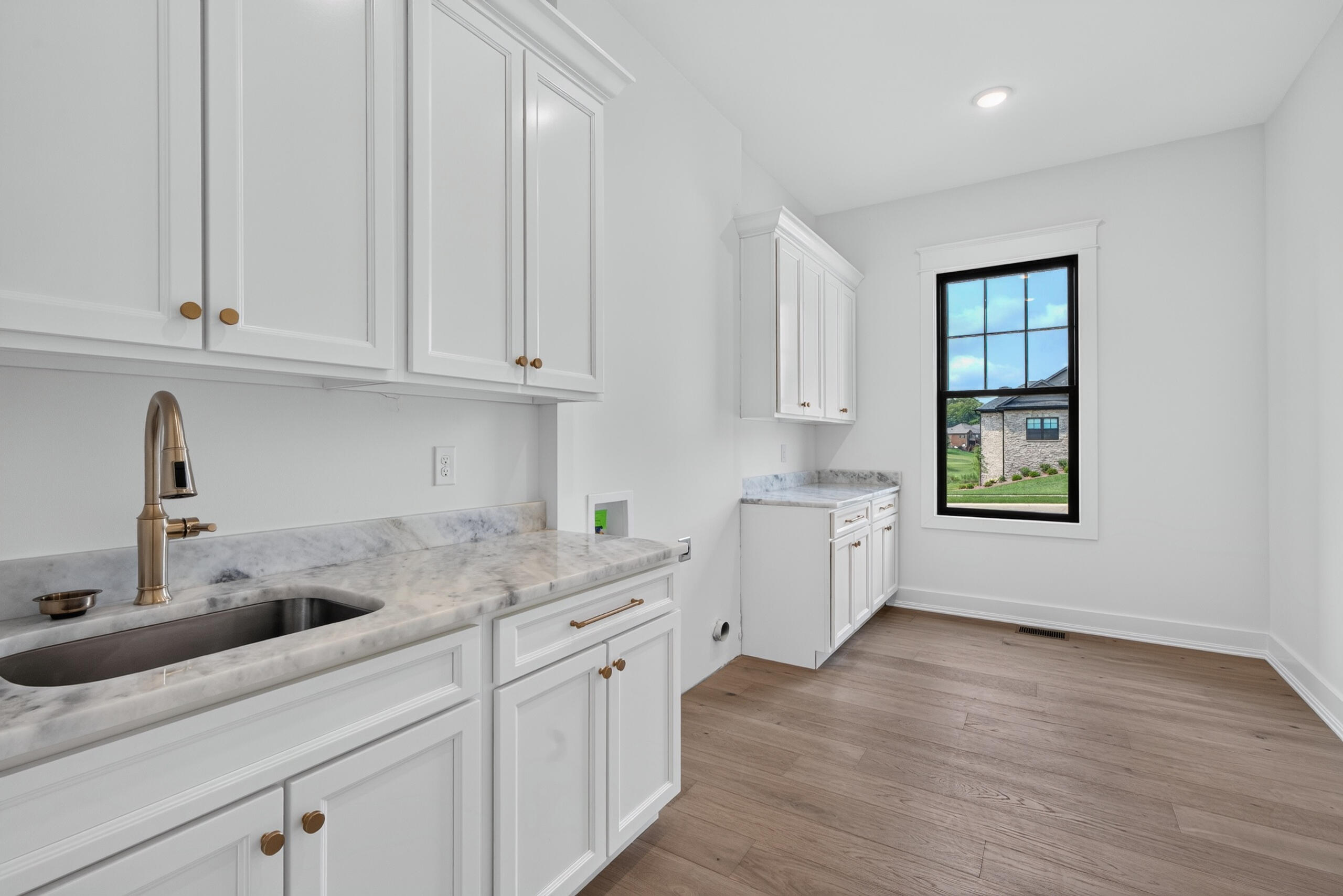 708 Winged Foot Drive Property Photo 32