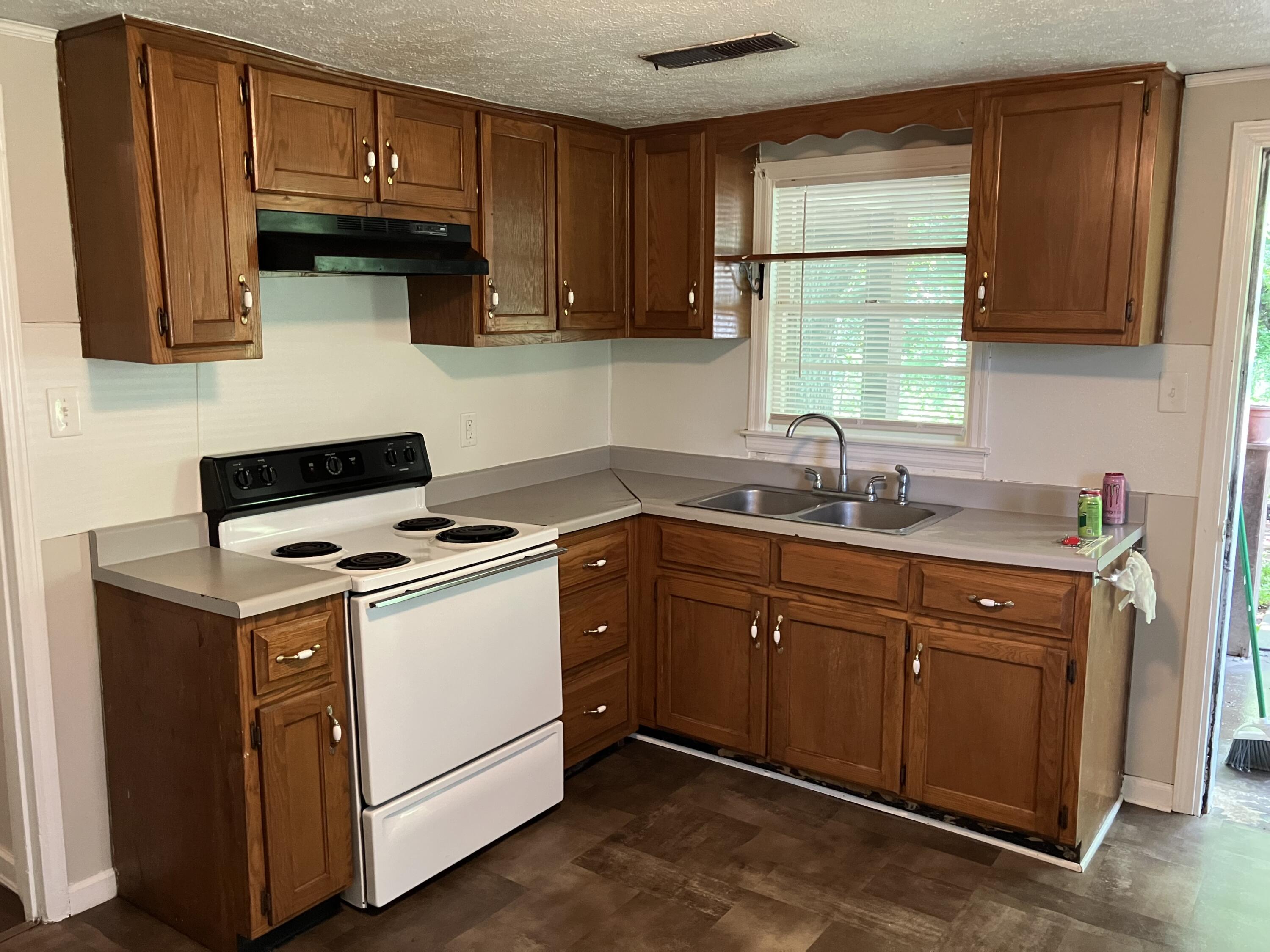 795 Slate Lick Road Property Photo 12