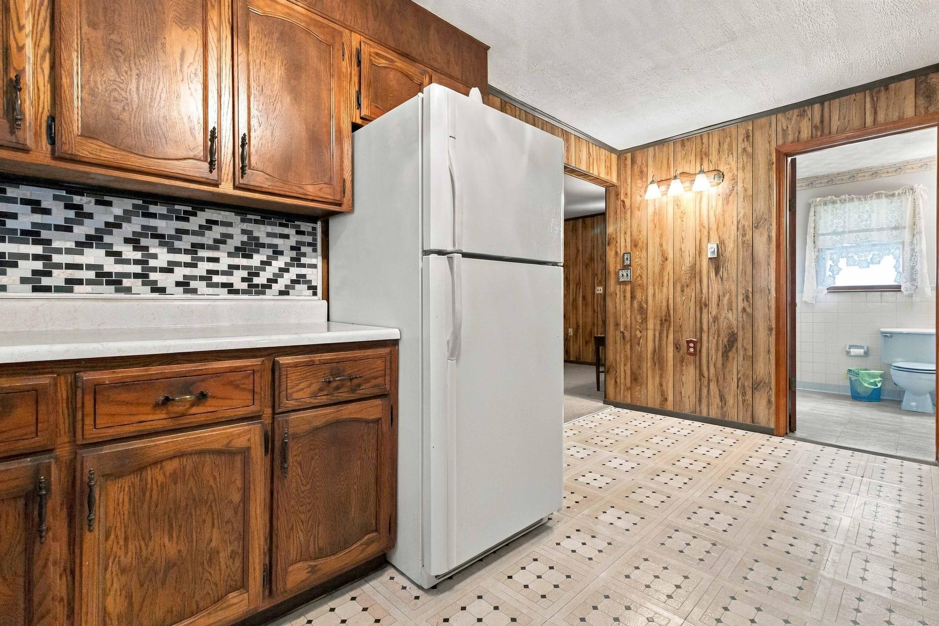 2060 U.s. 150 Property Photo 14