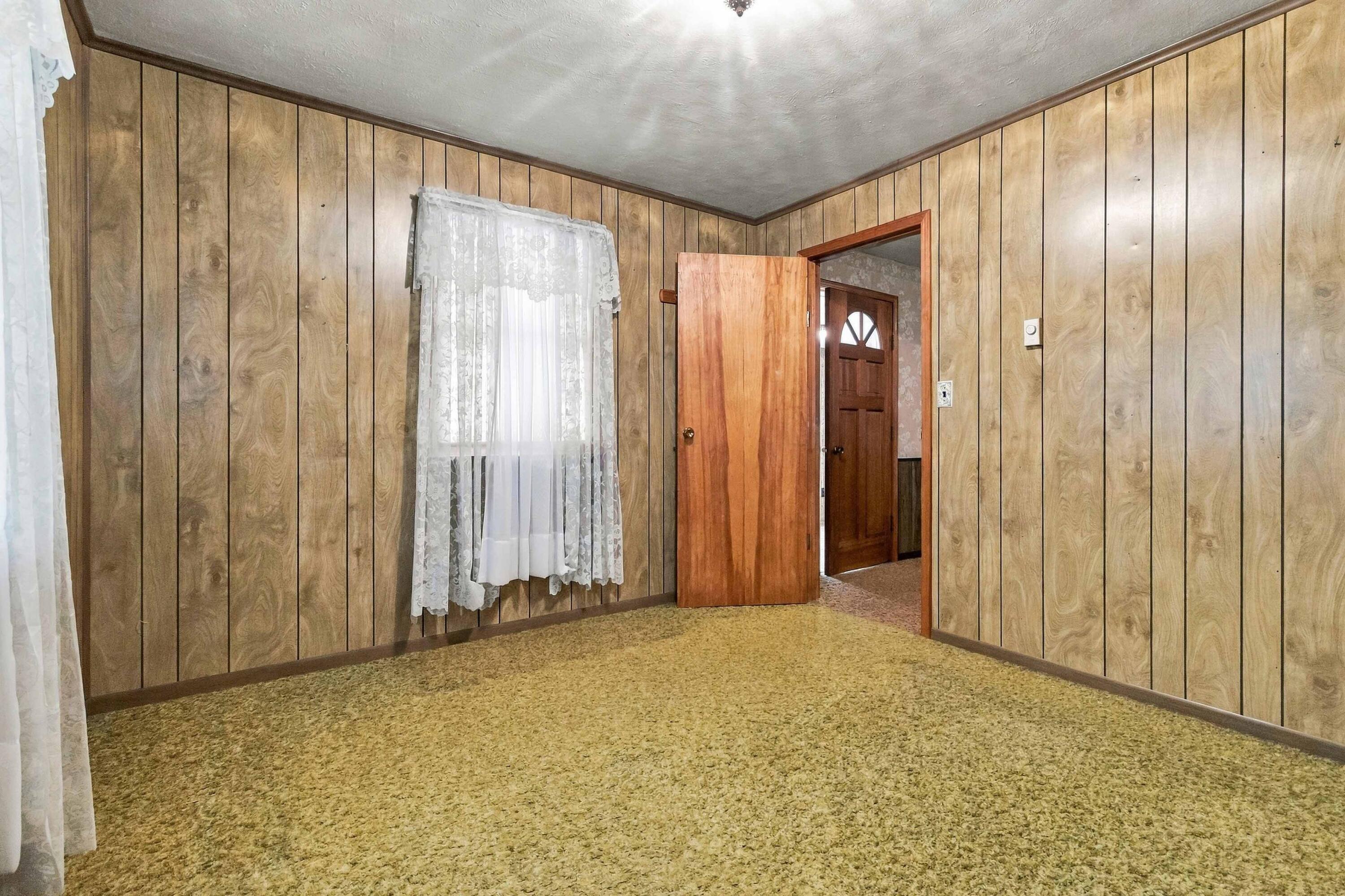 2060 U.s. 150 Property Photo 32