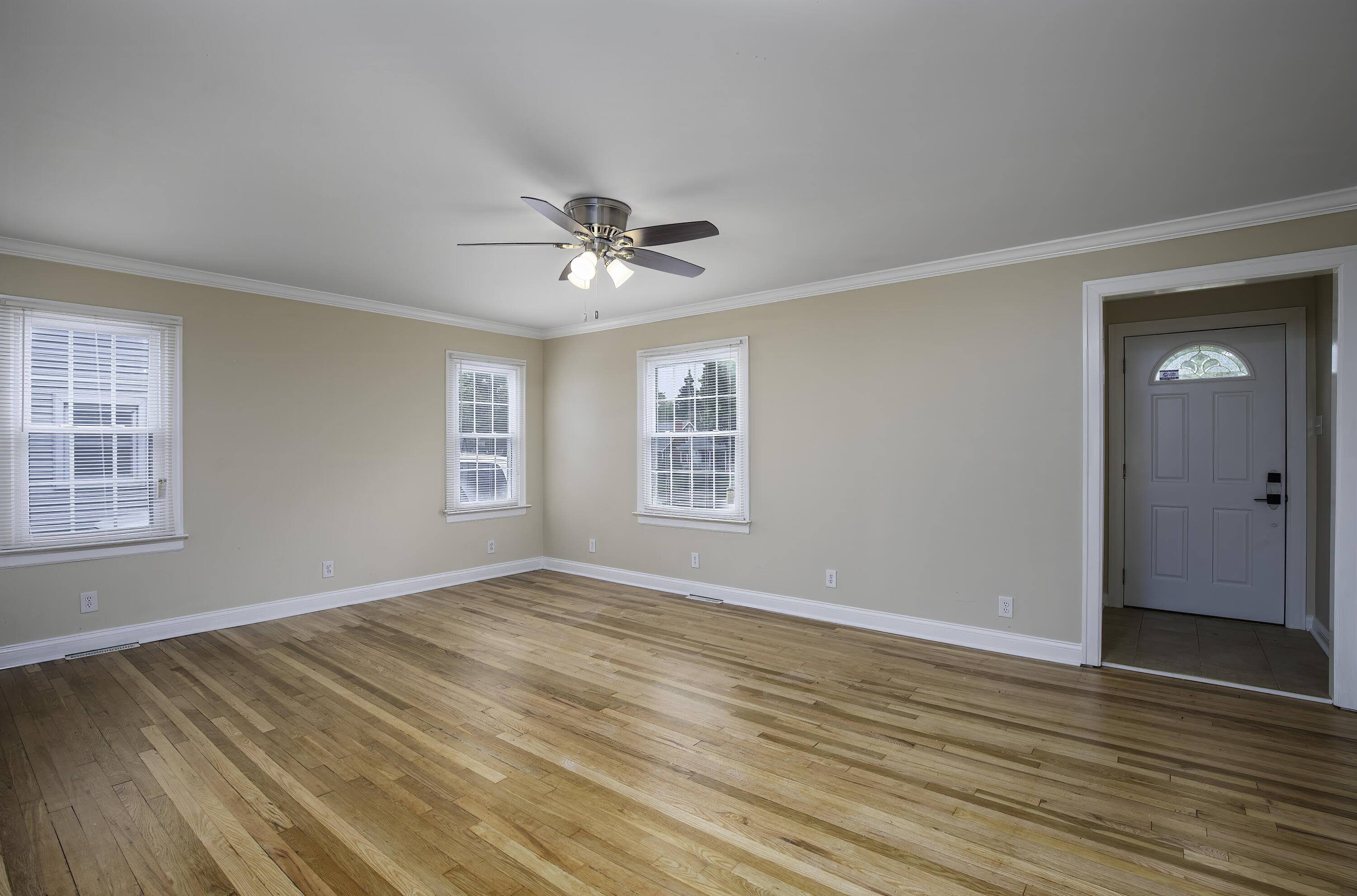 628 Longview Drive Property Photo 4