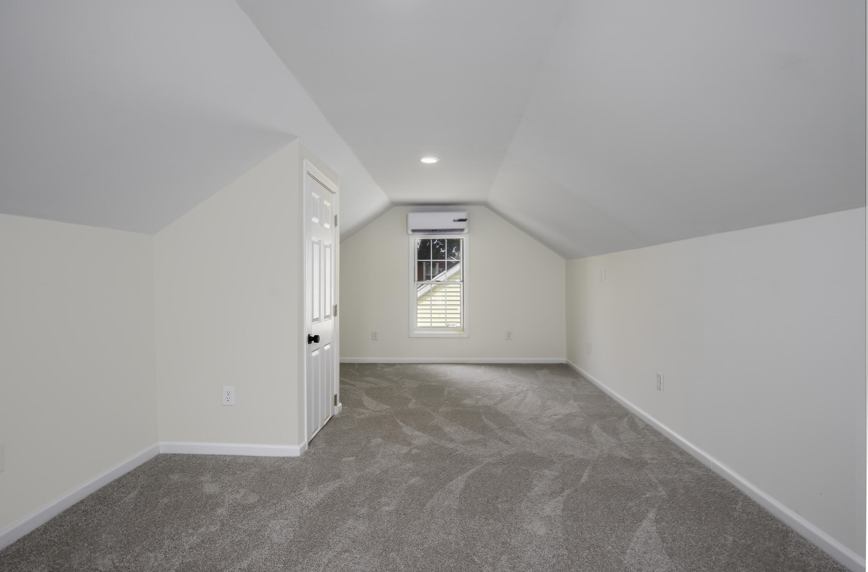 628 Longview Drive Property Photo 14