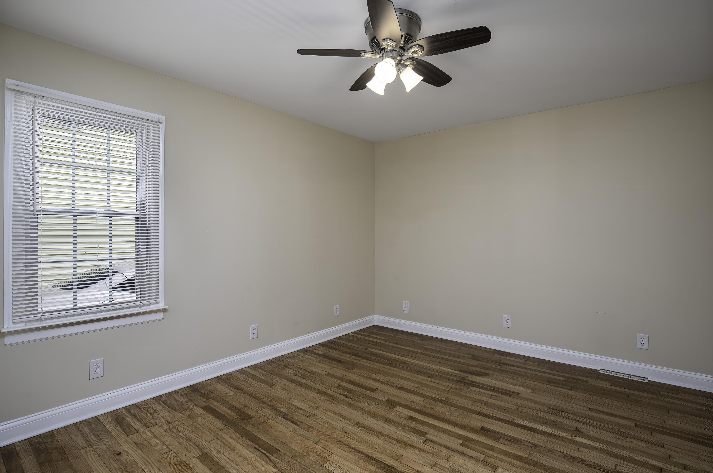 628 Longview Drive Property Photo 15