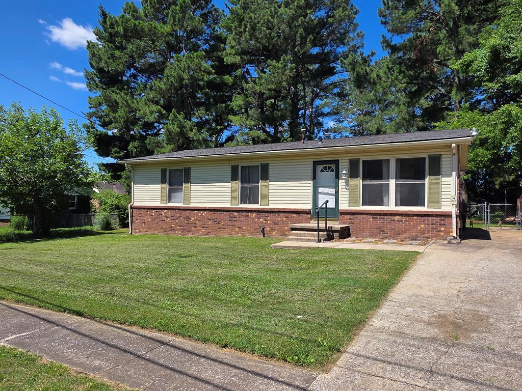 621 Evergreen Park Drive Property Photo 1