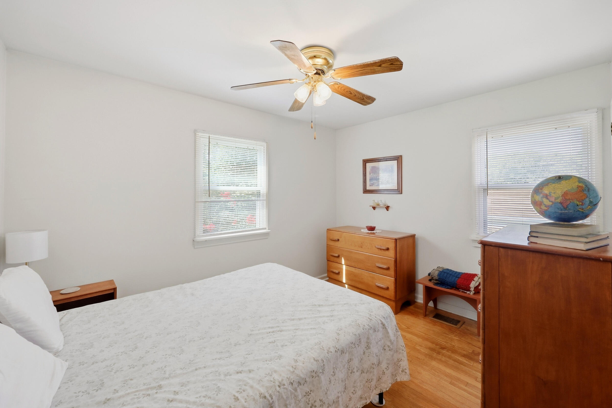 202 Lyons Drive Property Photo 9