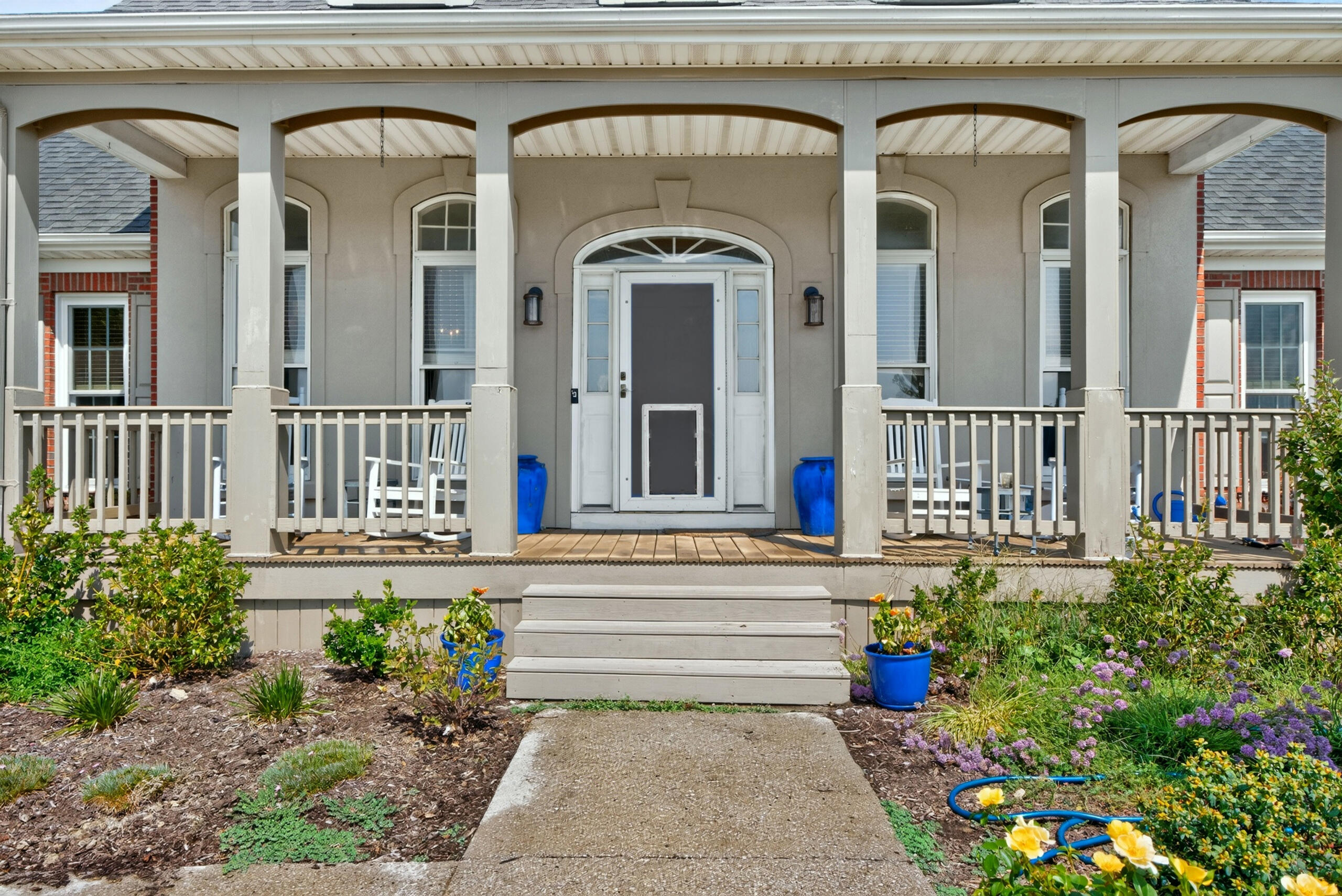 598 Victoria Way Property Photo 2