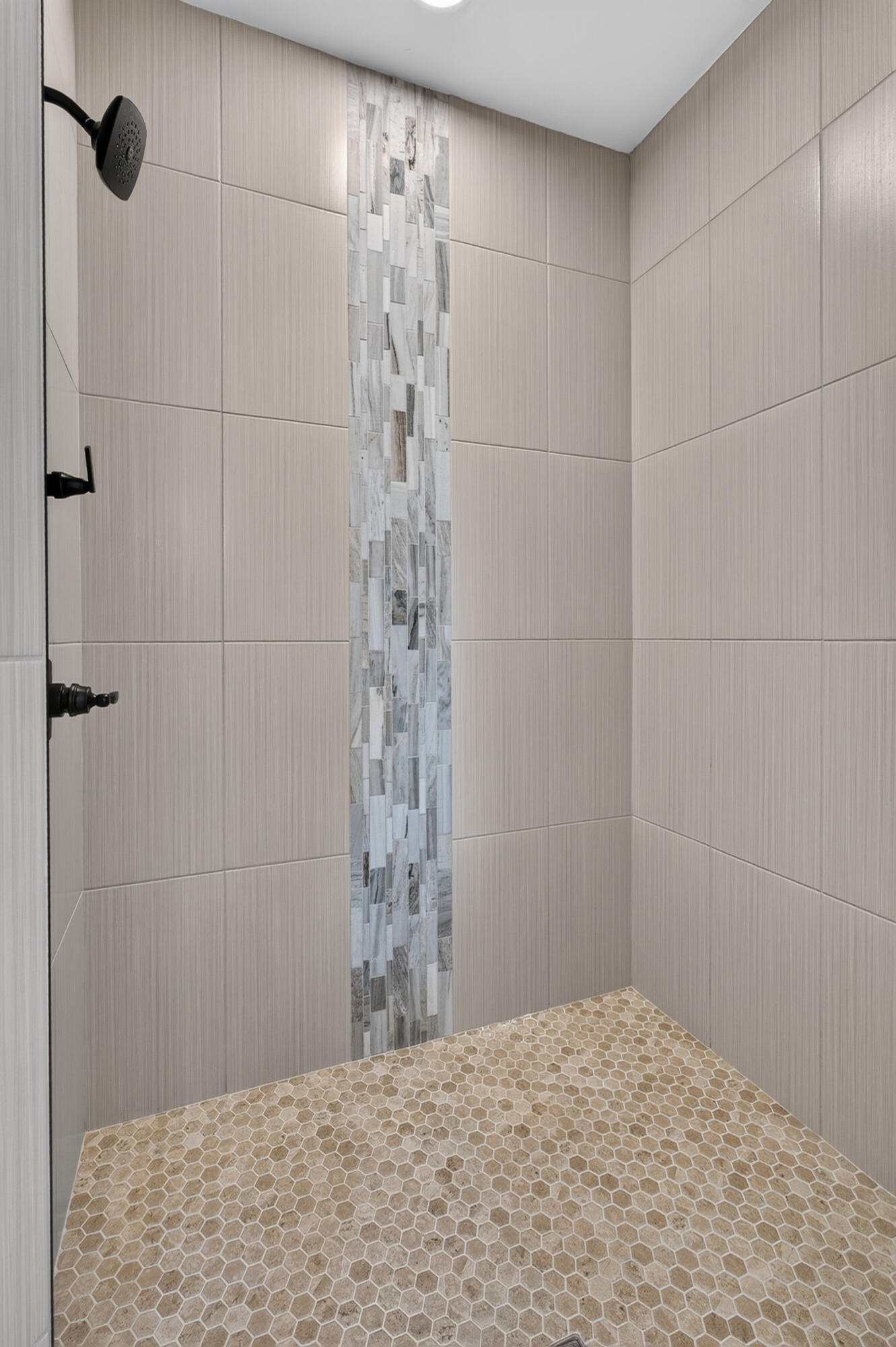 598 Victoria Way Property Photo 29