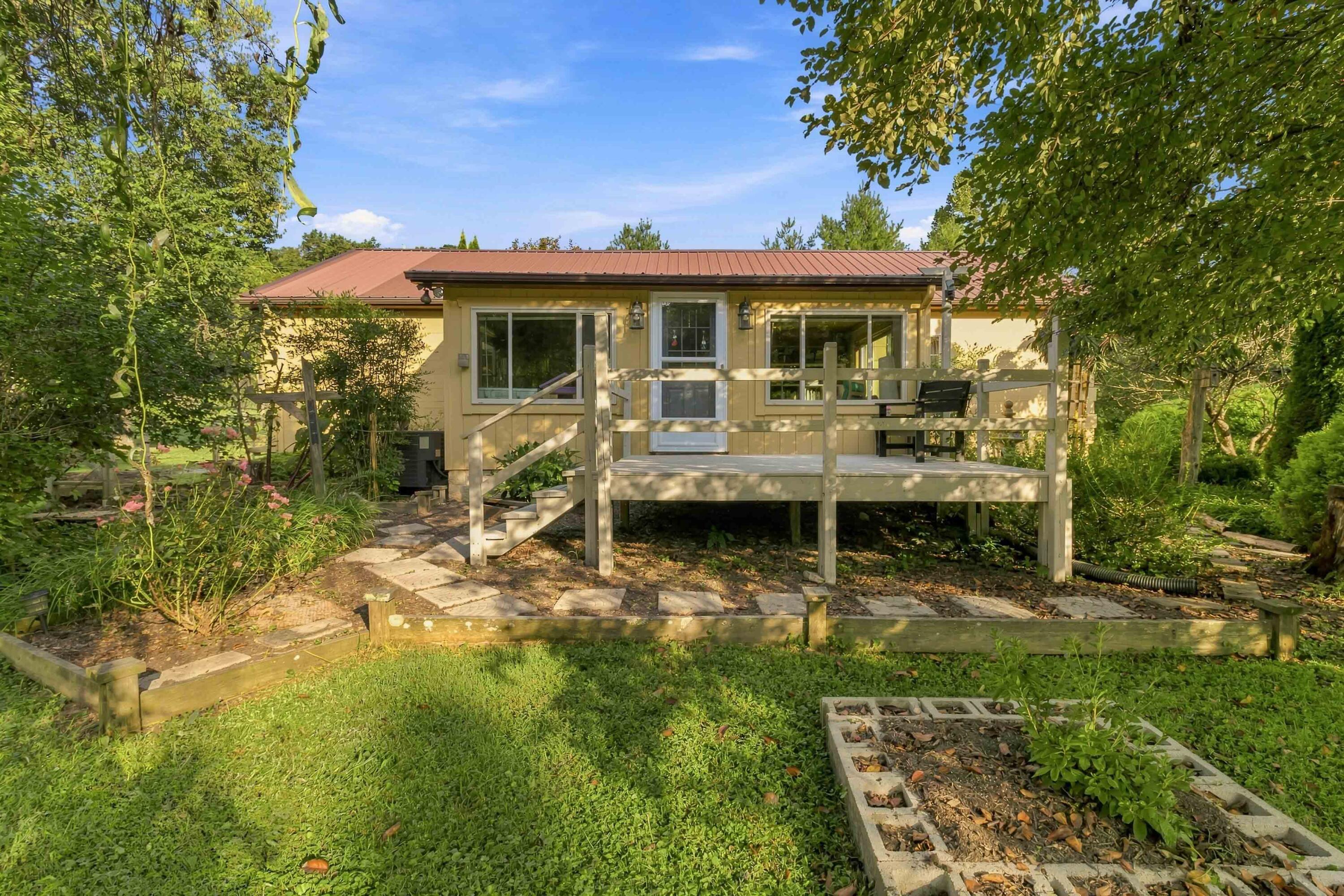 2391 Disputanta Road Property Photo 2