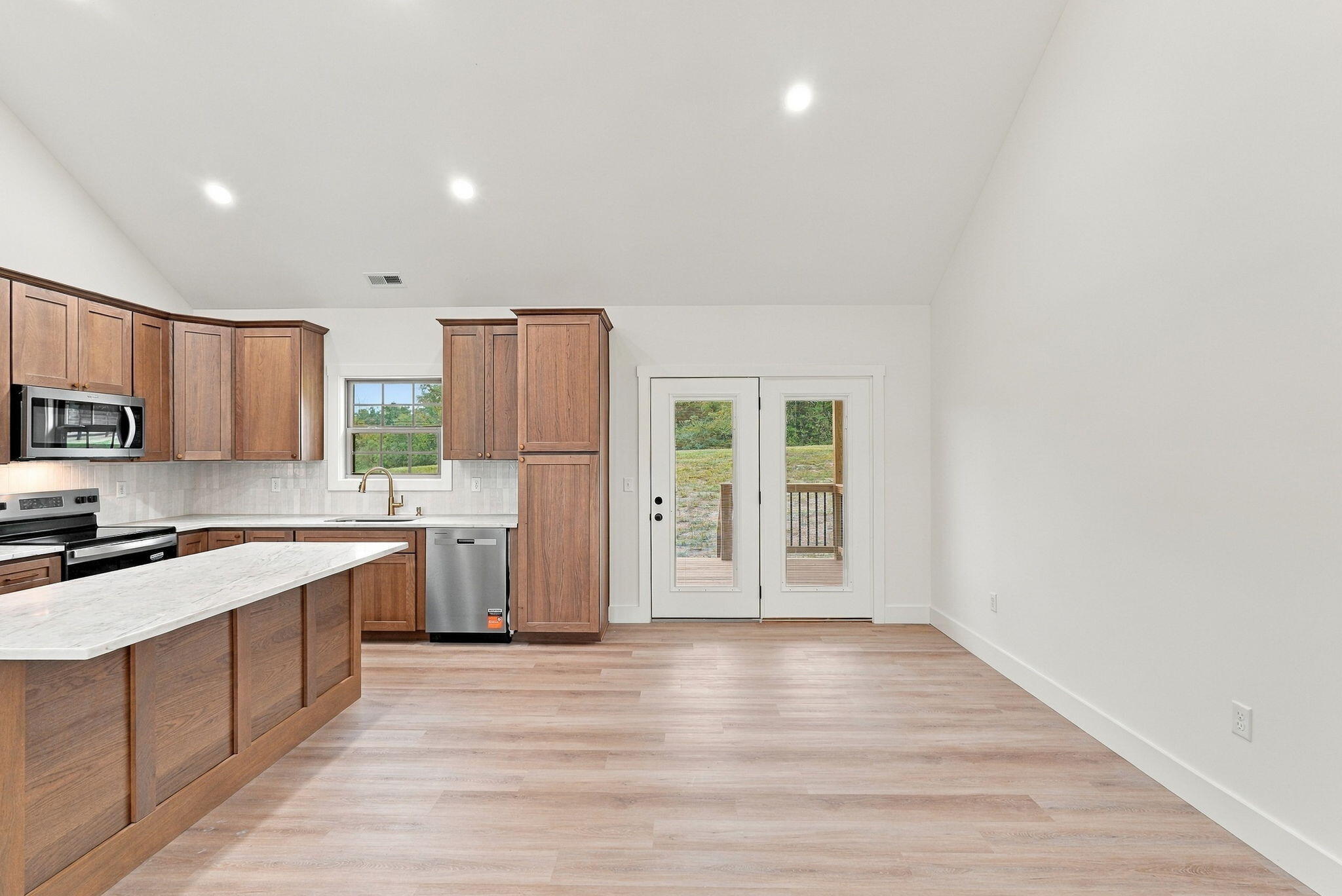 105 Braemar Drive Property Photo 13