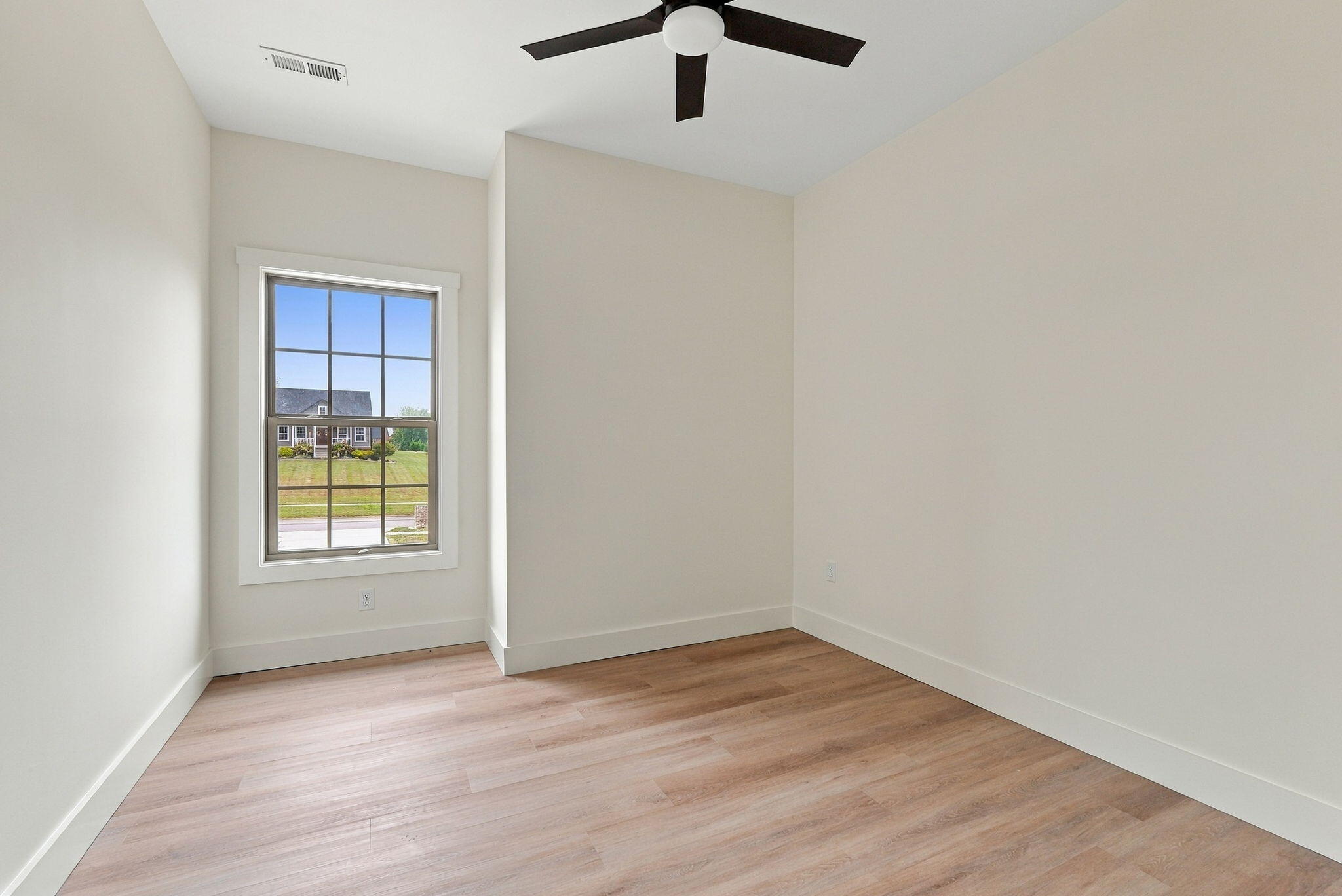 105 Braemar Drive Property Photo 23