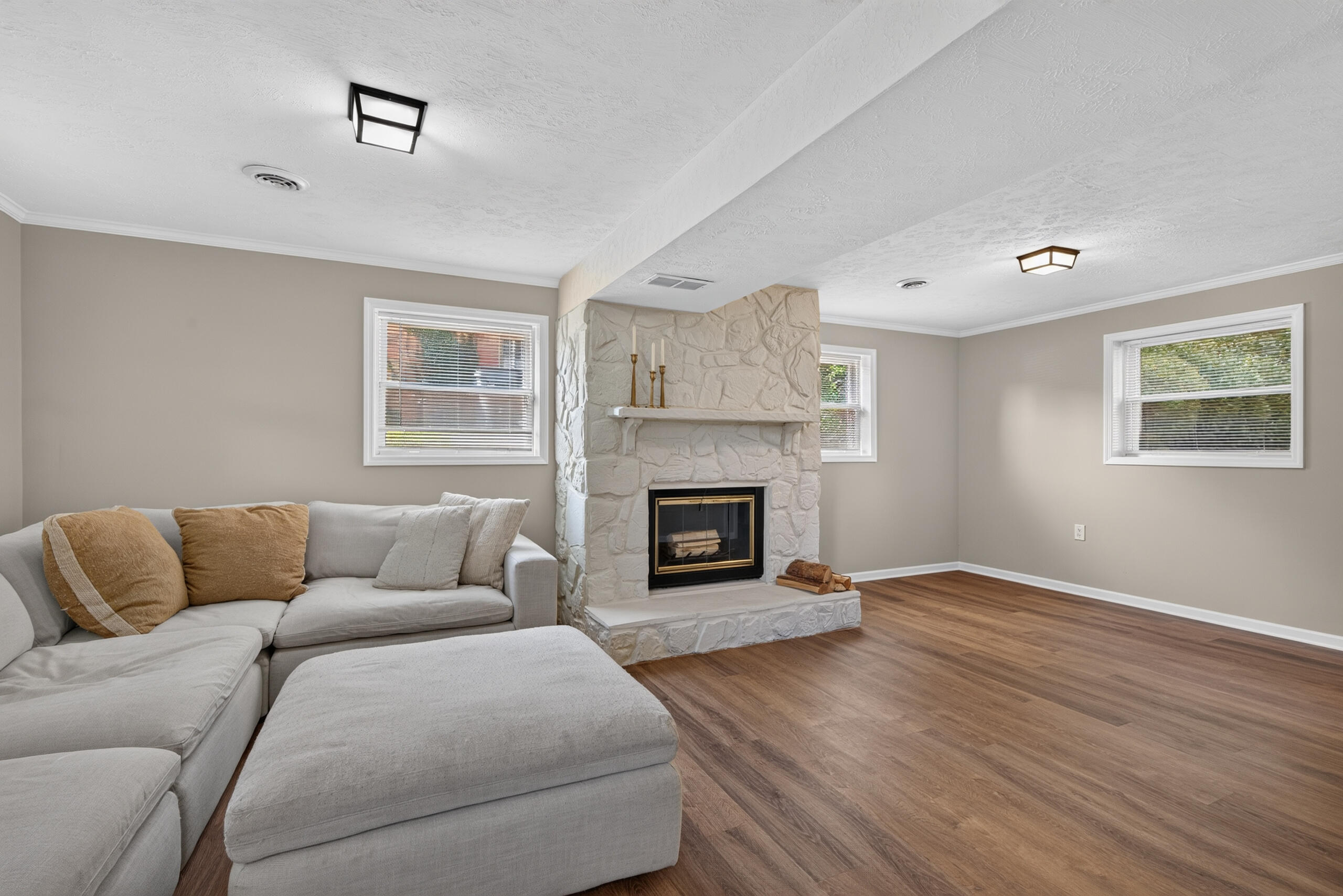 2213 Oleander Court Property Photo 21
