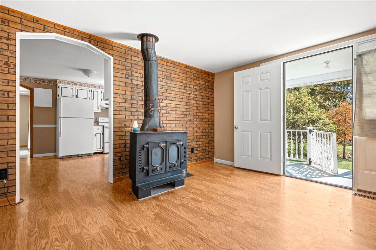 1192 S Ky 3438 Property Photo 7