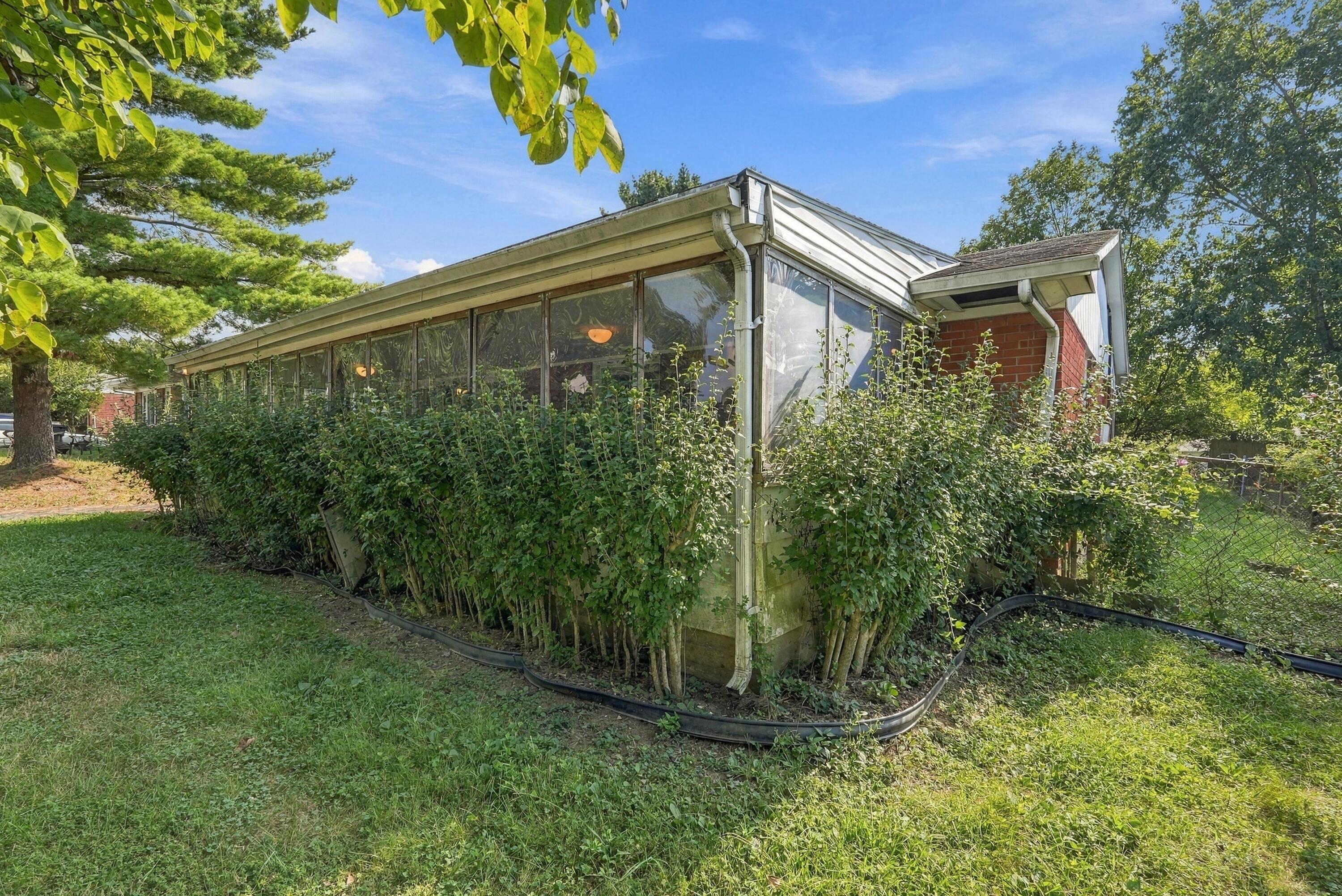 372 Peachtree Road Property Photo 3