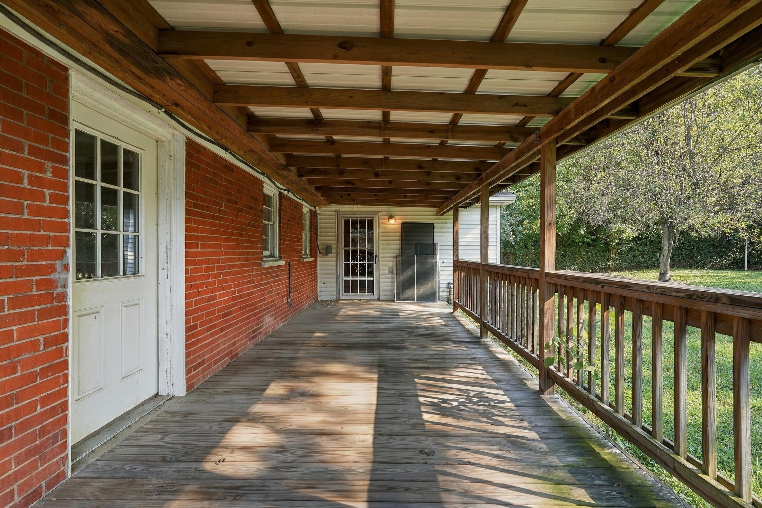 372 Peachtree Road Property Photo 7