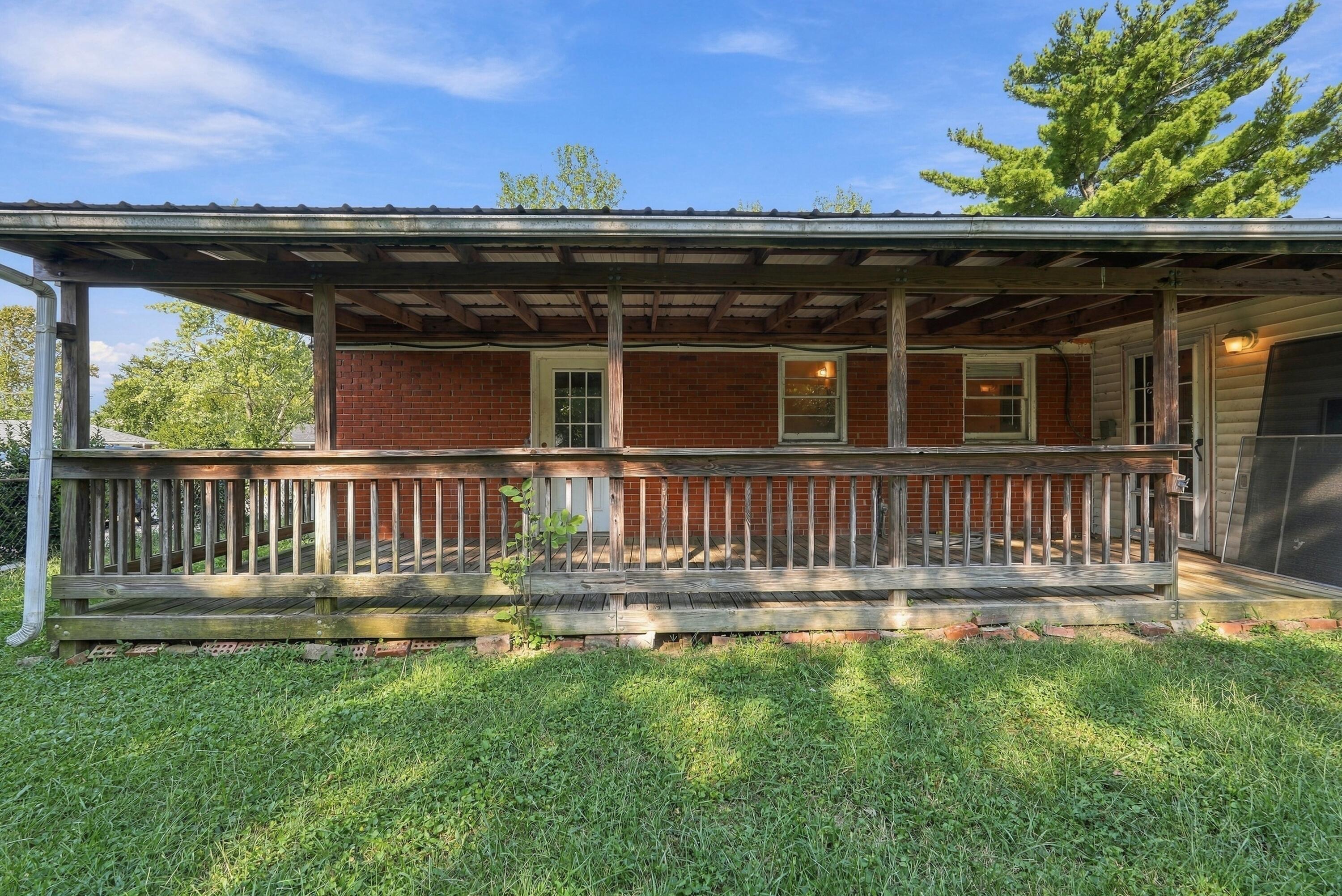 372 Peachtree Road Property Photo 10
