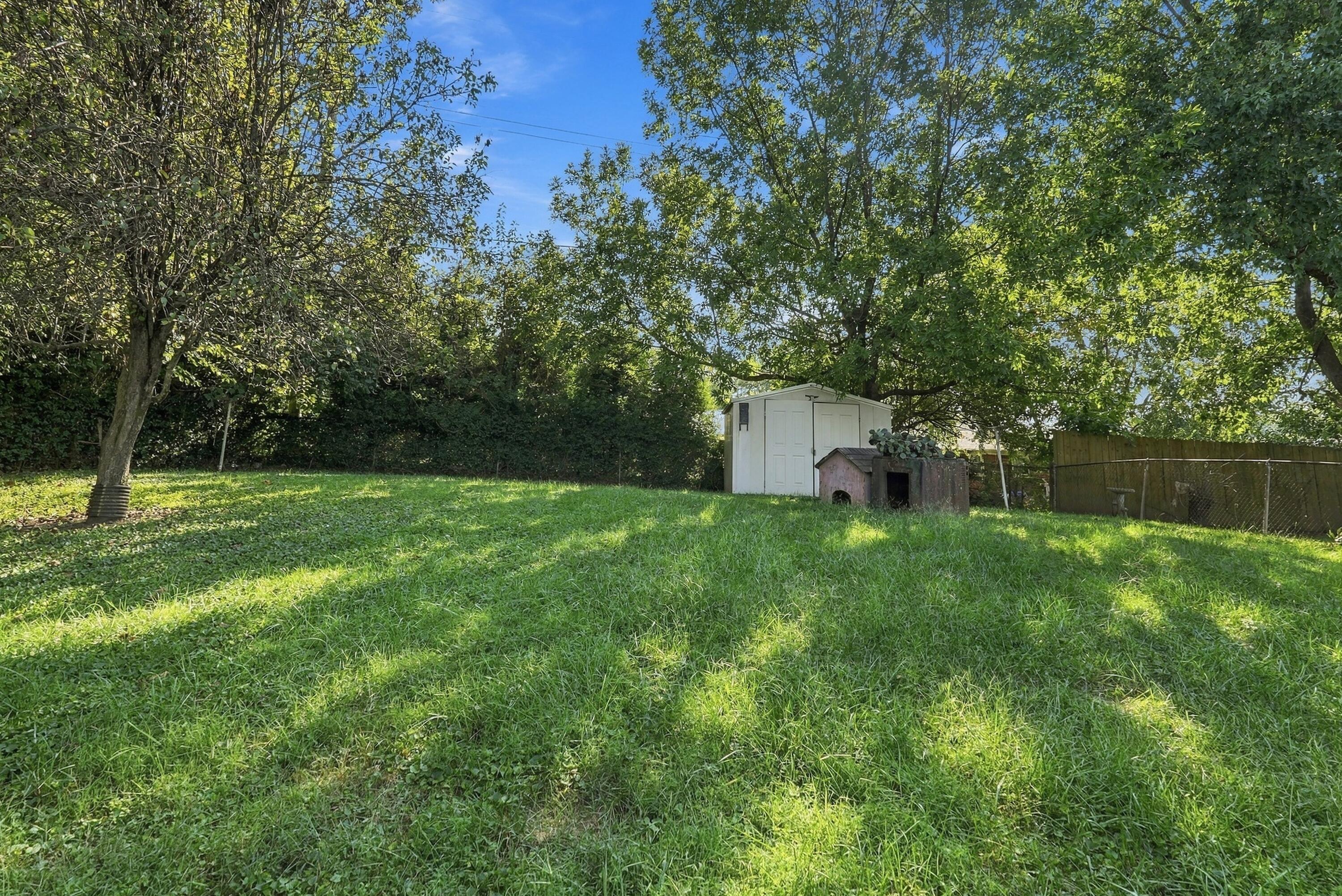 372 Peachtree Road Property Photo 11