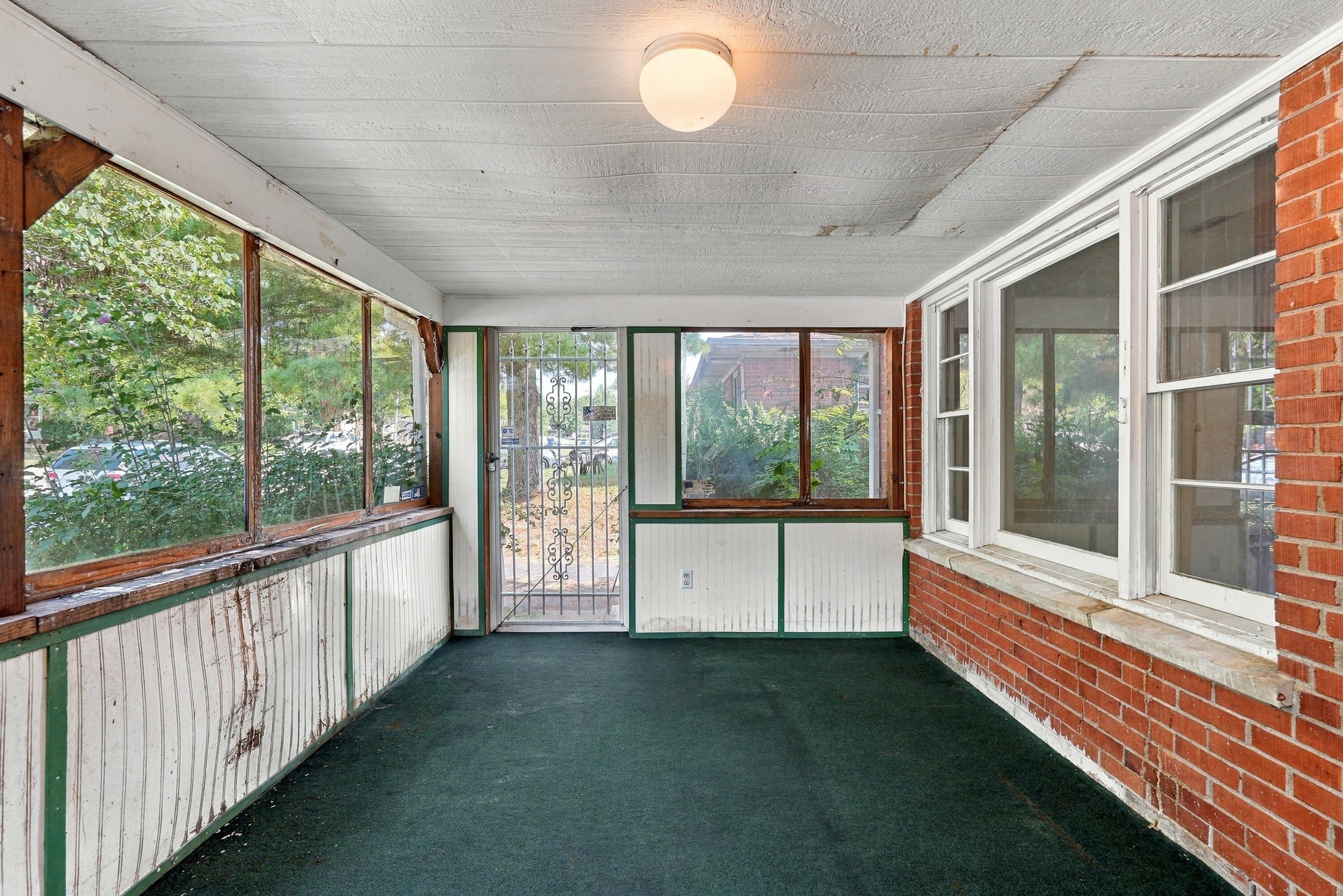 372 Peachtree Road Property Photo 14