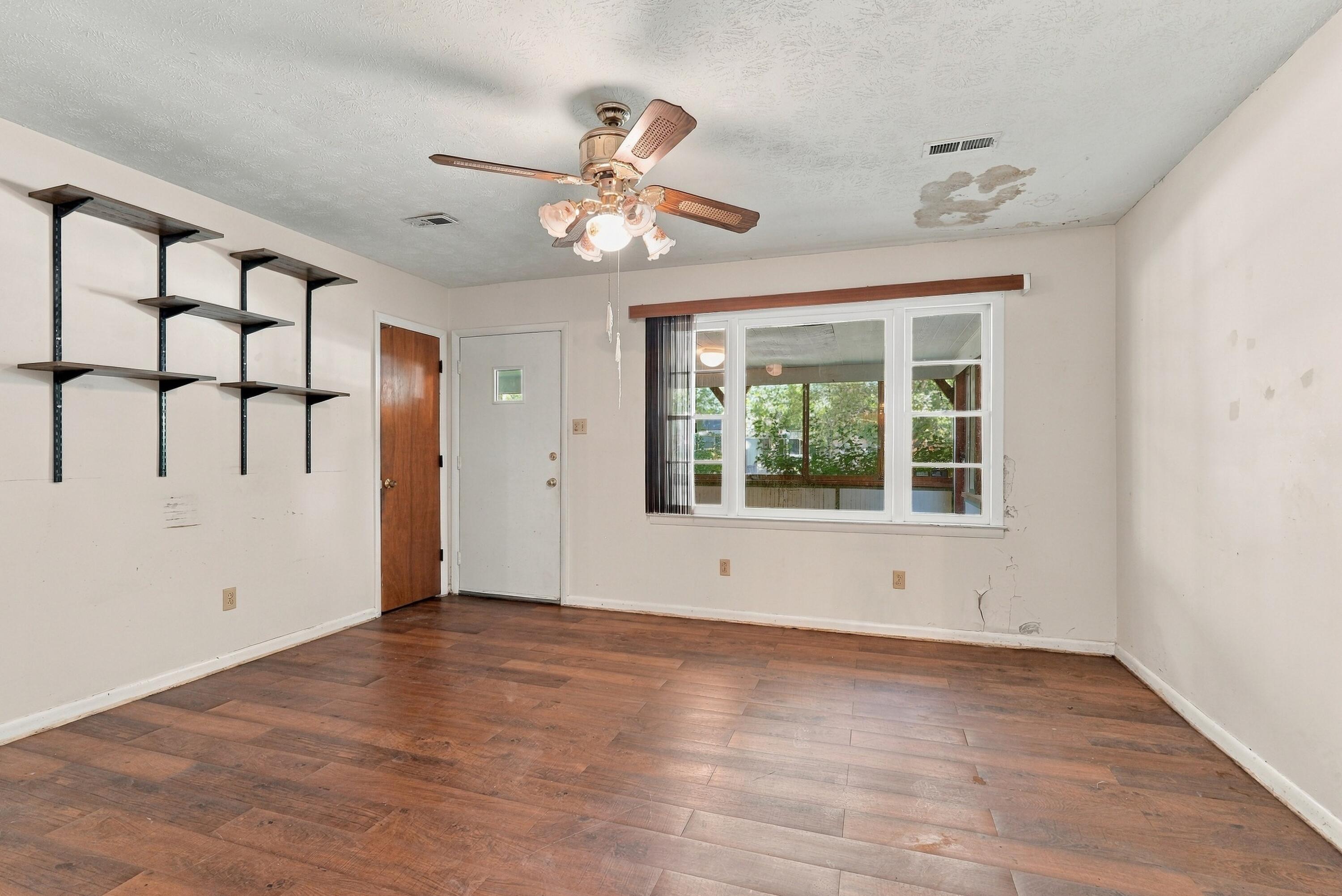 372 Peachtree Road Property Photo 16