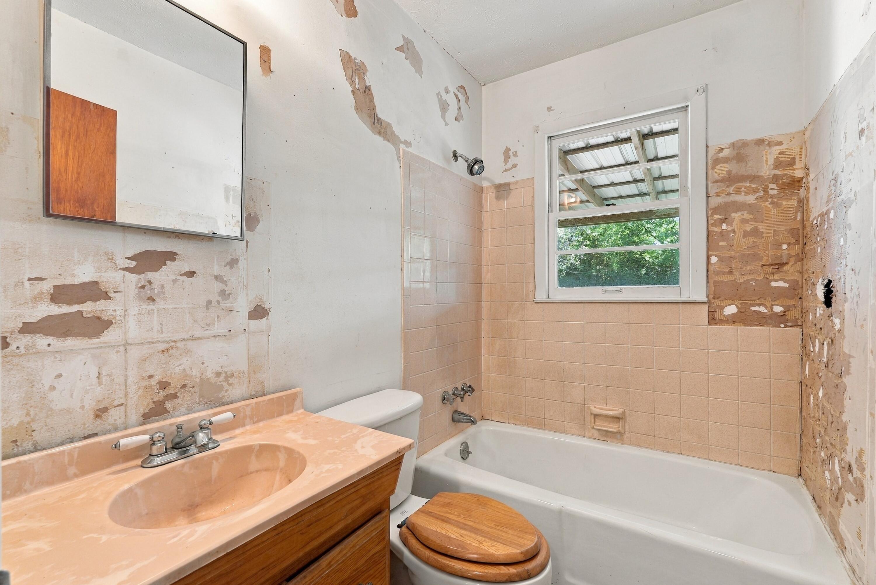 372 Peachtree Road Property Photo 27