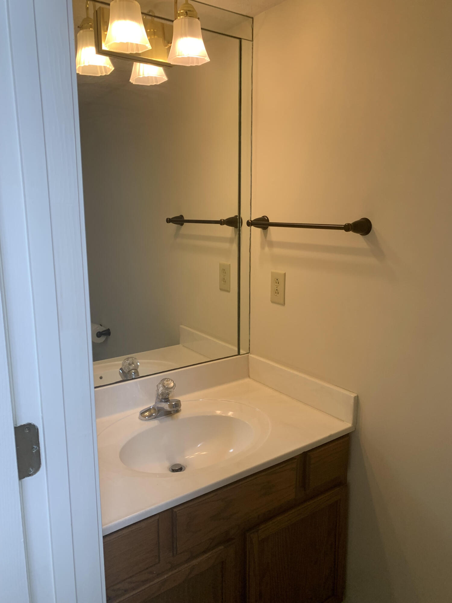 3692 White Pine Drive Property Photo 6