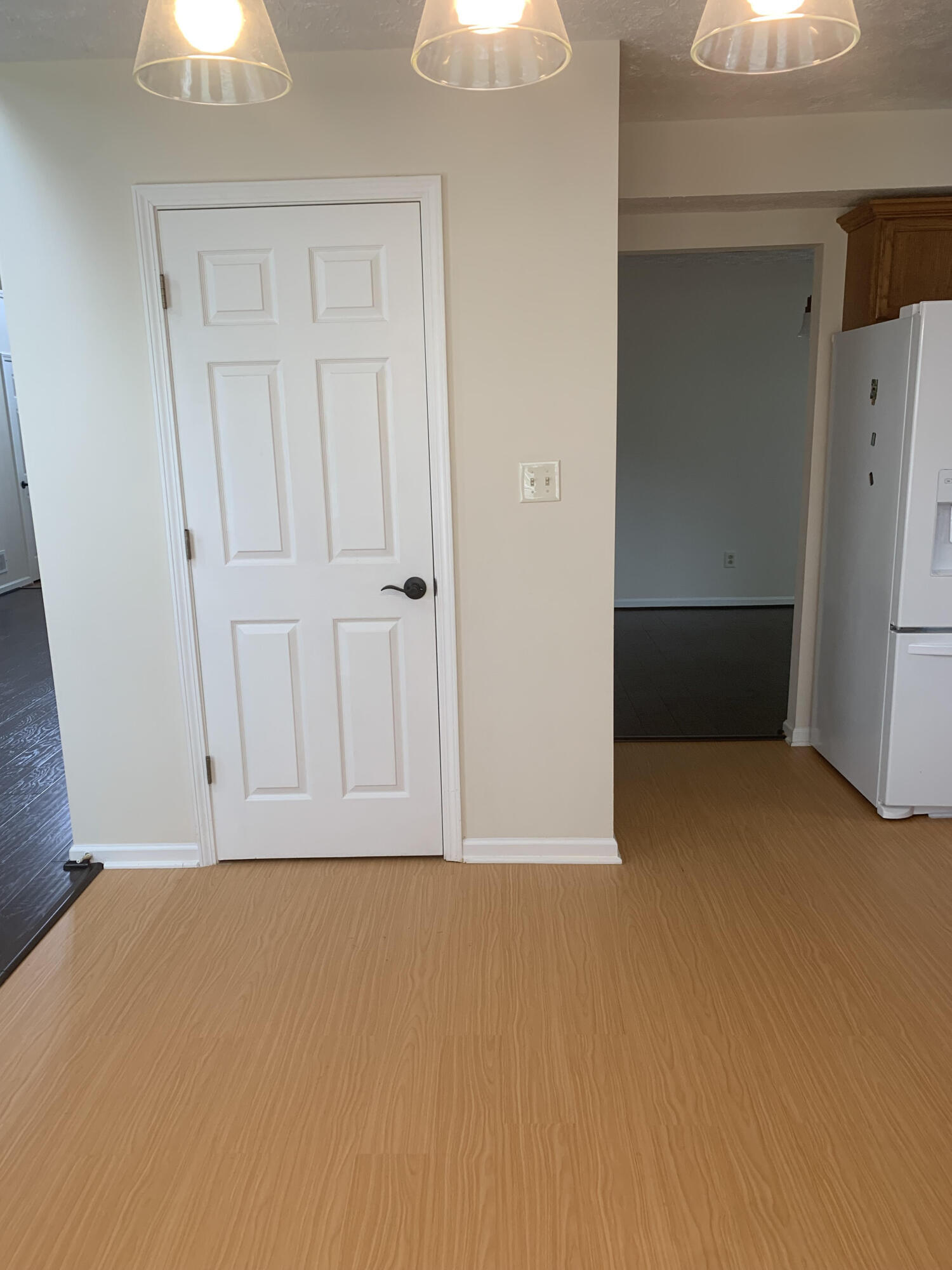 3692 White Pine Drive Property Photo 8
