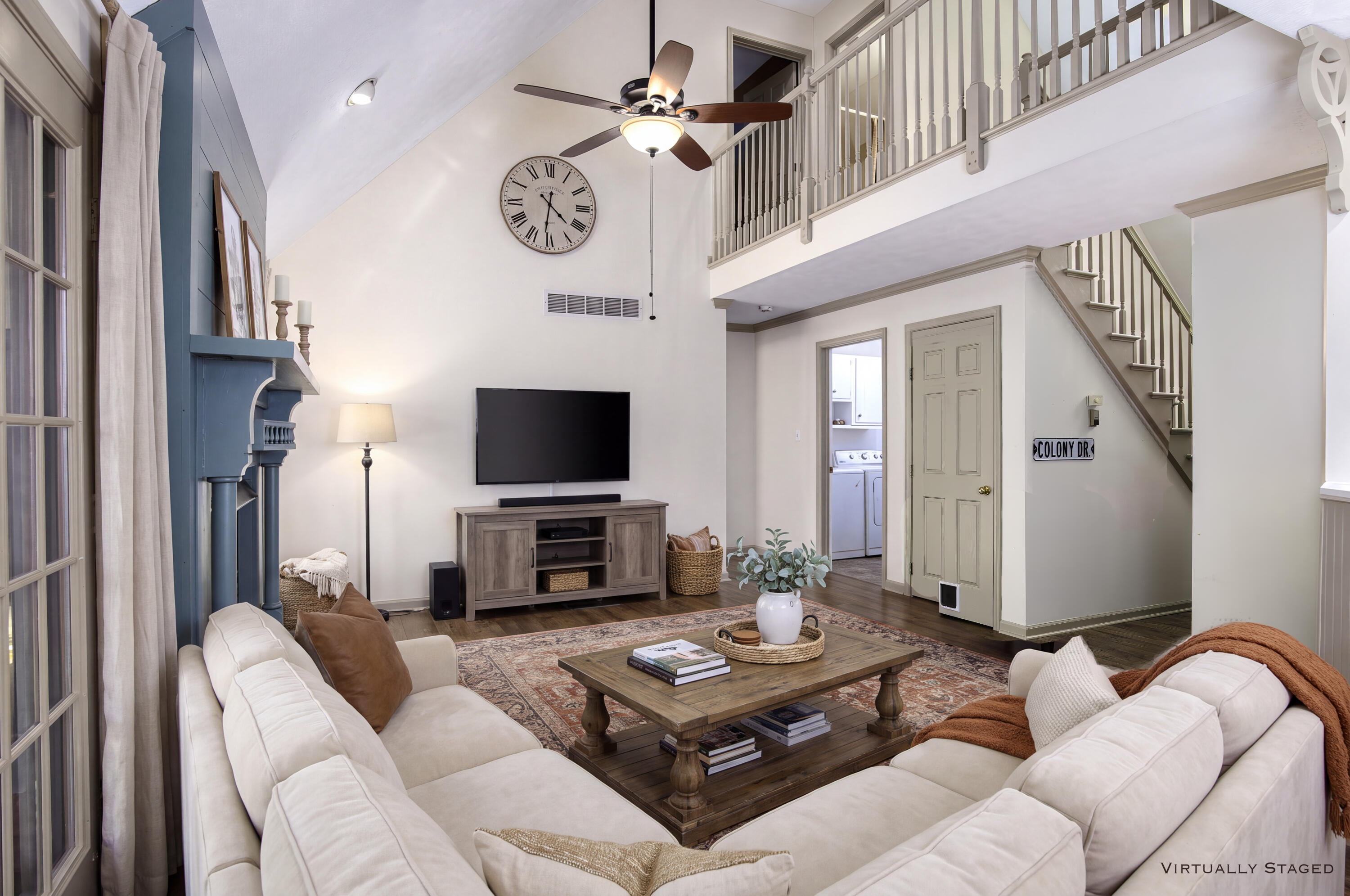356 Colony Drive Property Photo 4