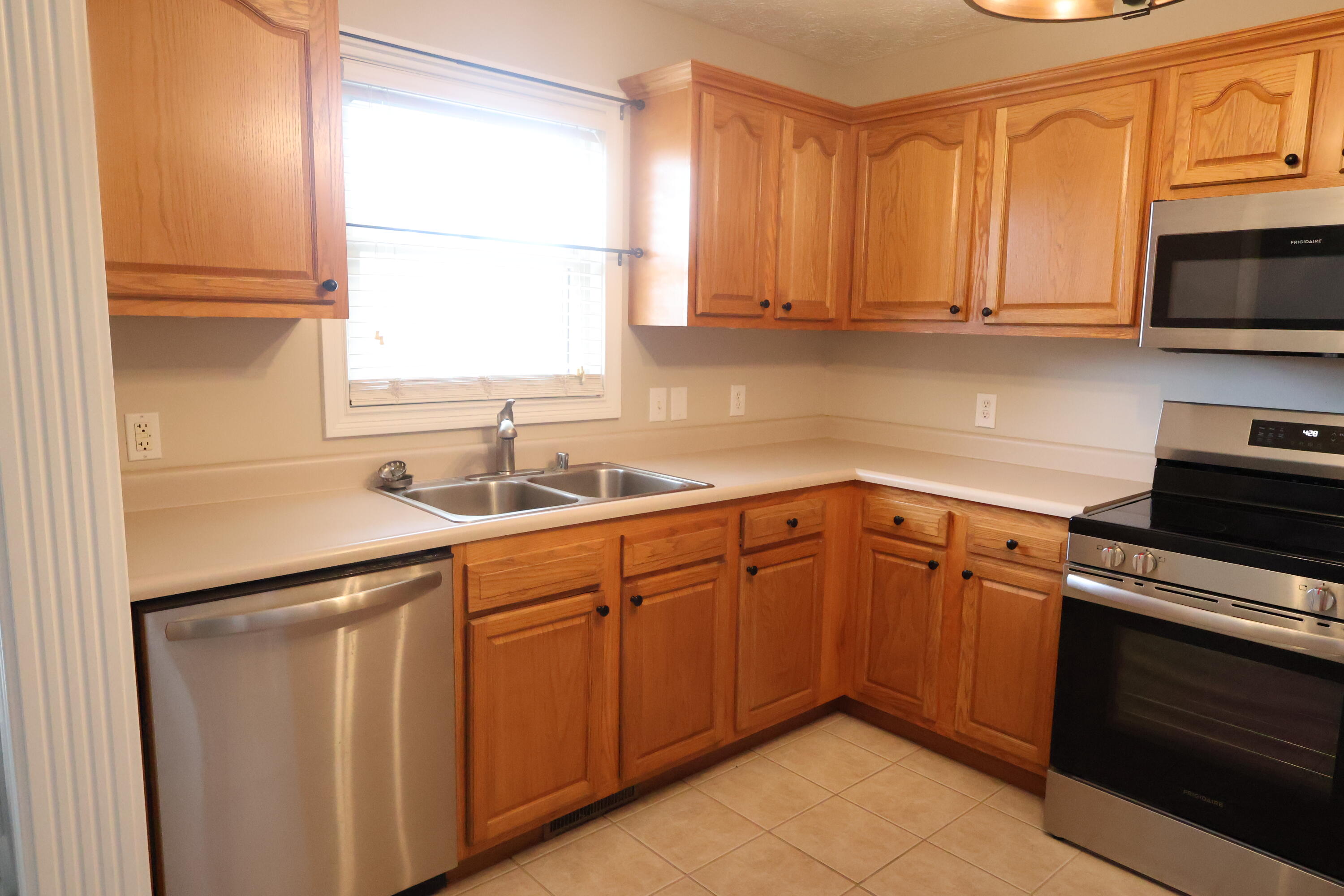 161 Swiss Stone Way Property Photo 10