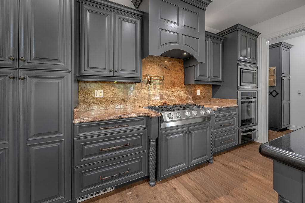 2505 Pascoli Place Property Photo 12