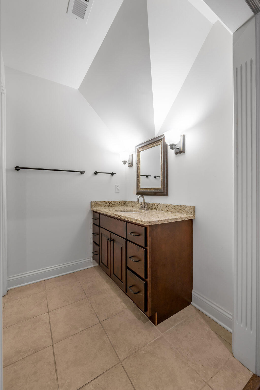 2505 Pascoli Place Property Photo 24